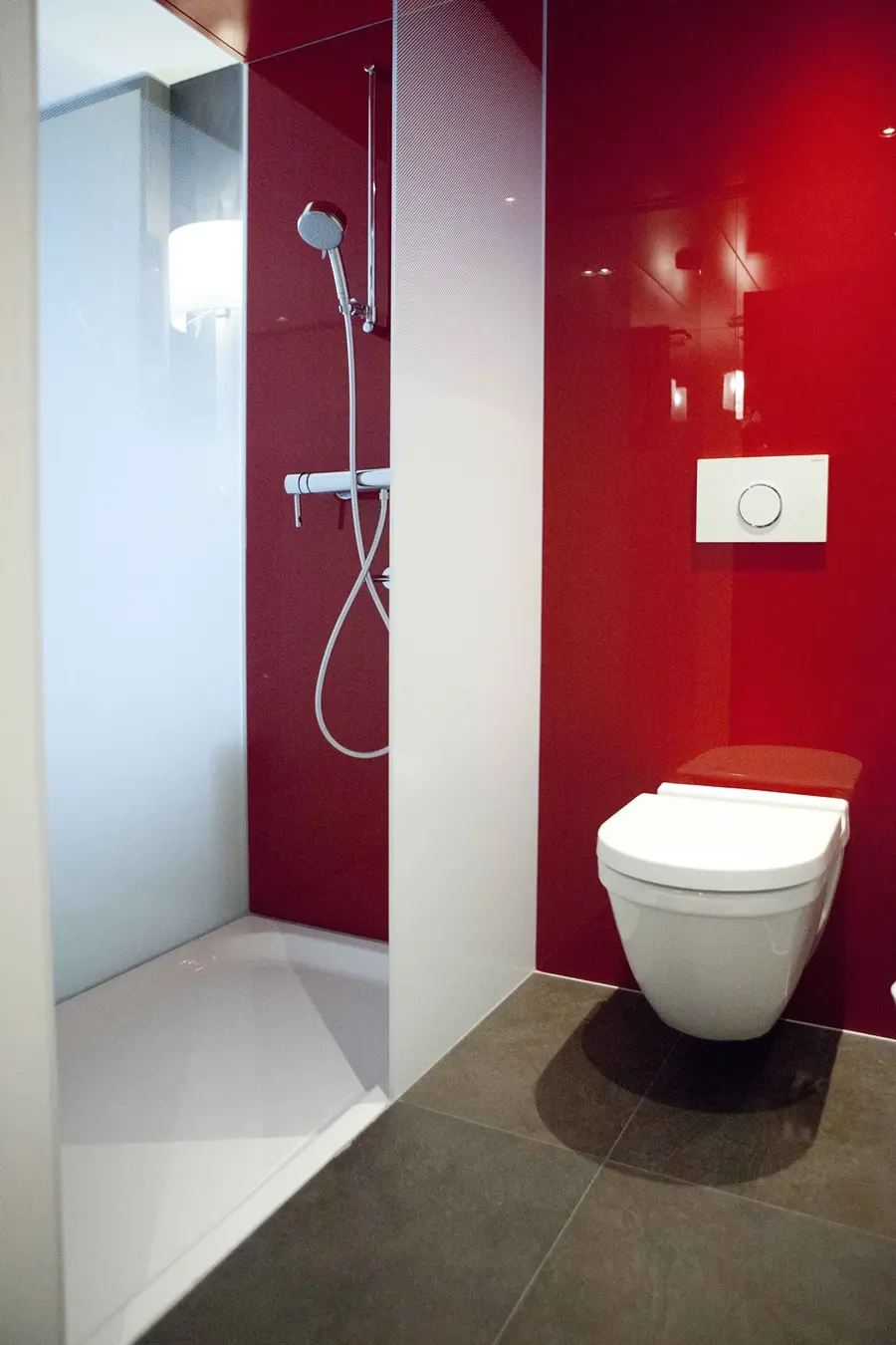 Agora Swiss Night by Fassbind Lausanne, Room