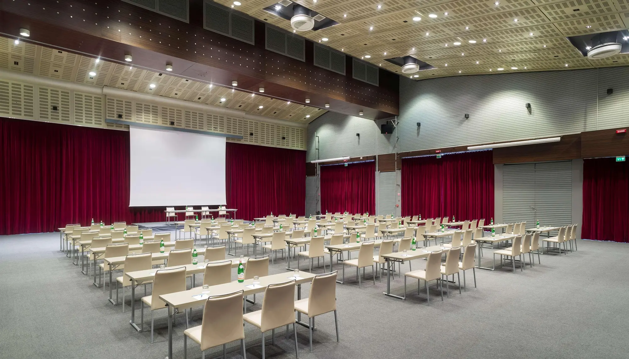 NH Venezia Laguna Palace, Conferences