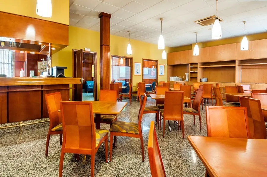 Villa de Pinto, Bar