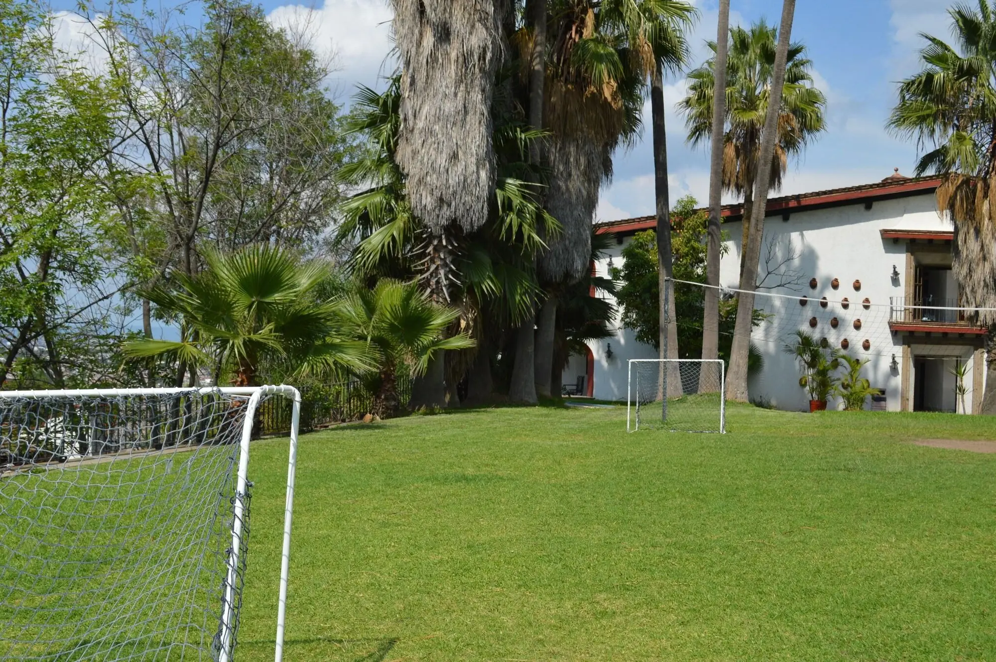 Radisson Hotel Tapatio Guadalajara, Sports and Entertainment
