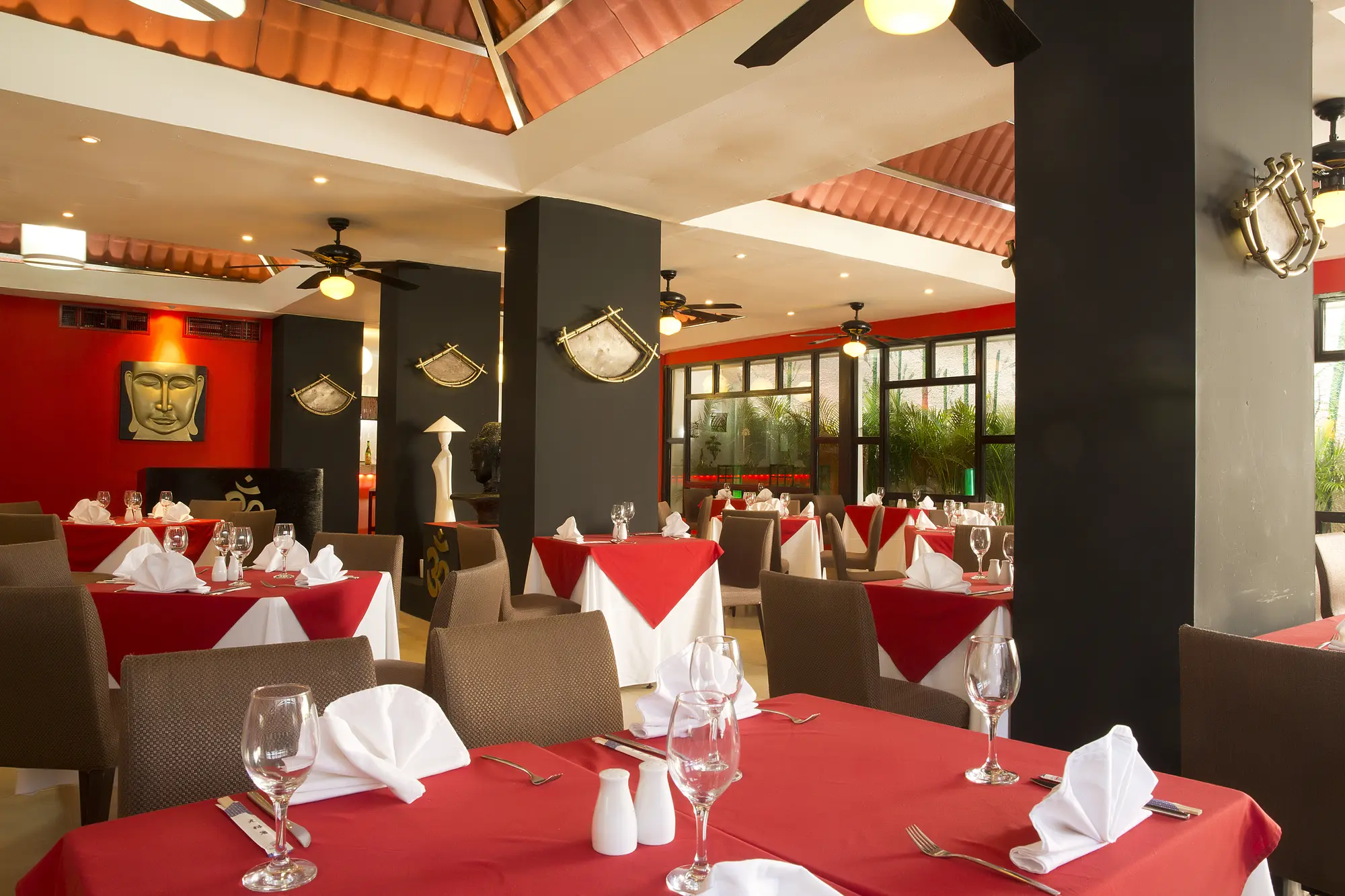 Golden Parnassus Resort- Adults Only All Inclusive, Restaurant