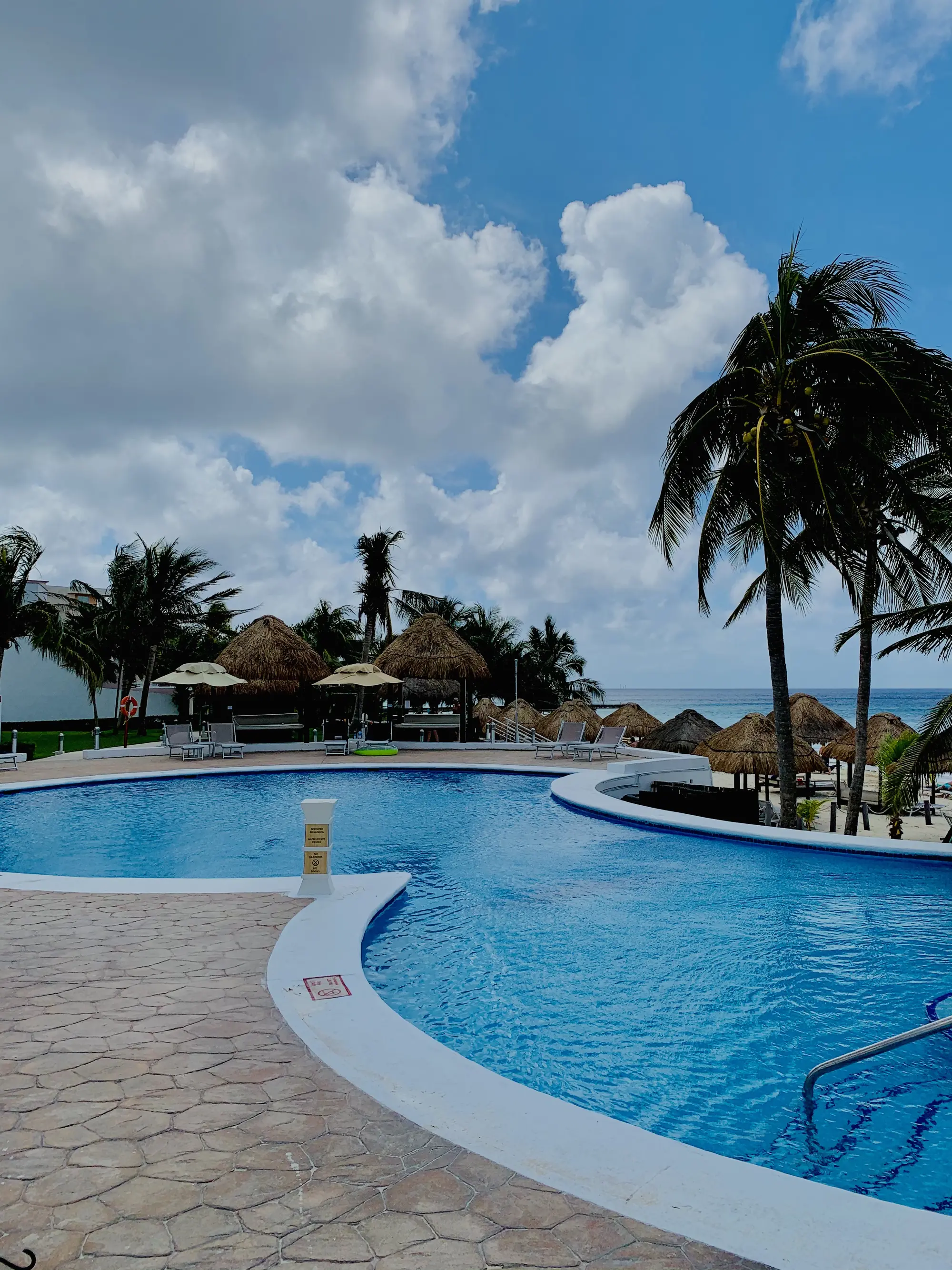 Melia Cozumel All Inclusive, Pool