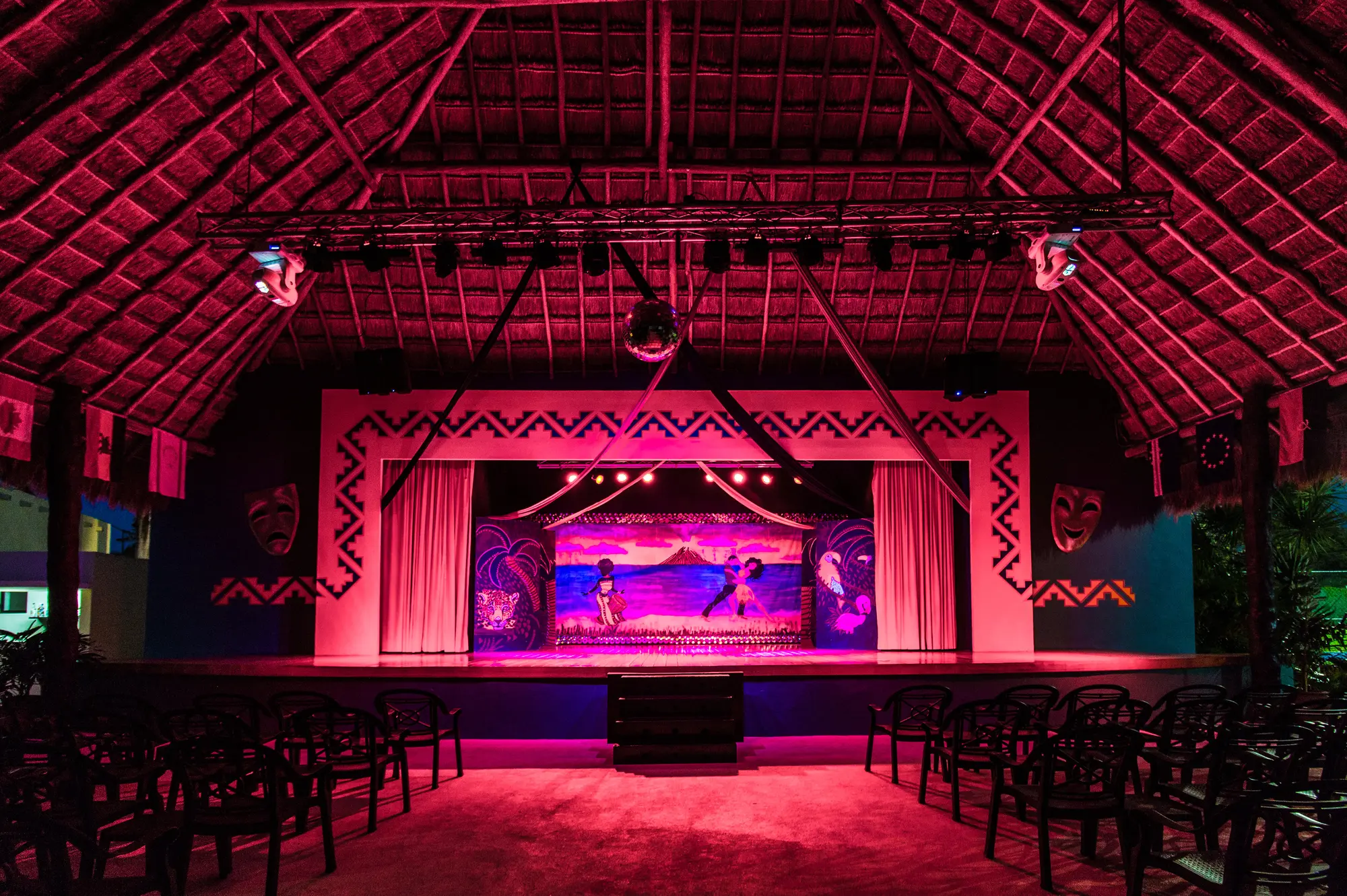 Allegro Cozumel, Sports and Entertainment