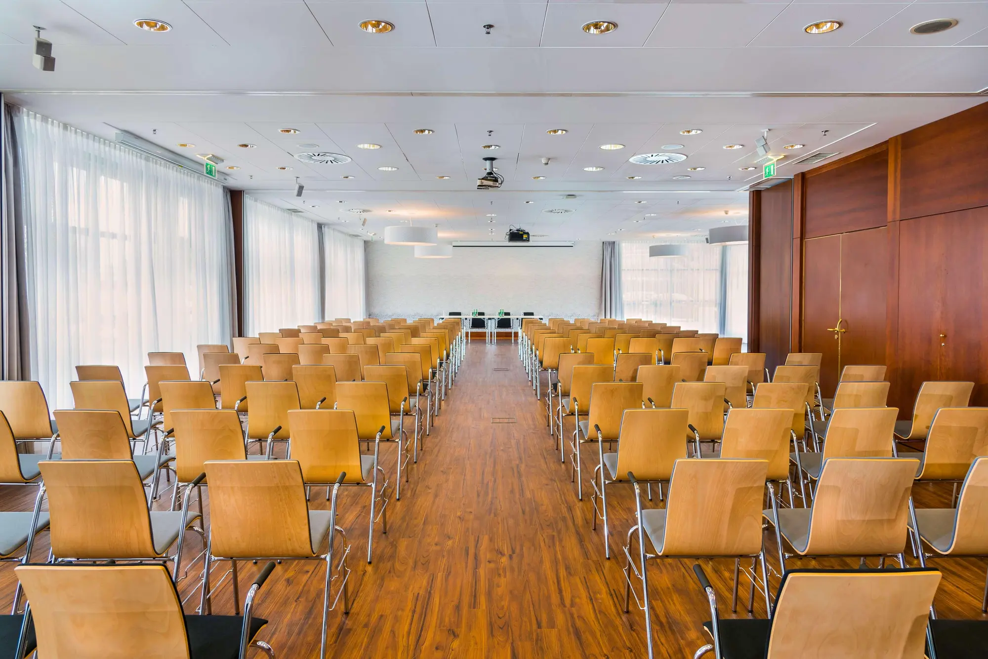Ramada By Wyndham Graz, Conferences