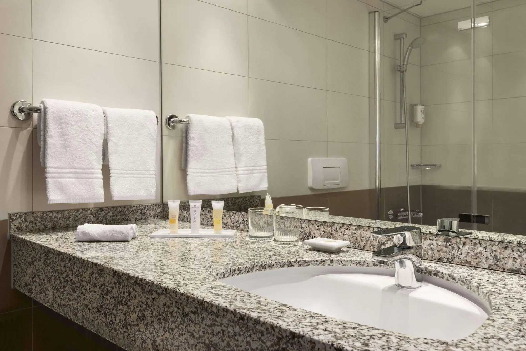 Ramada By Wyndham Graz, Room