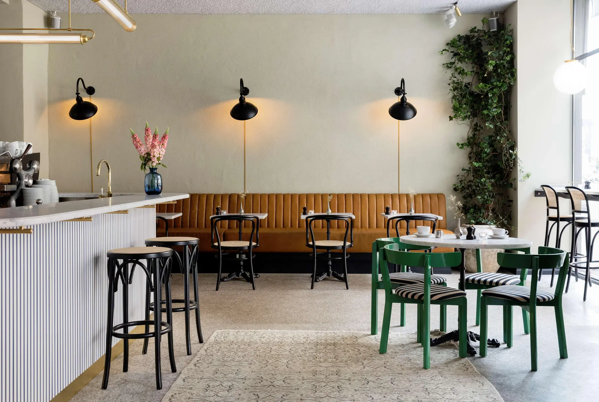 Coco Hotel, Restaurant