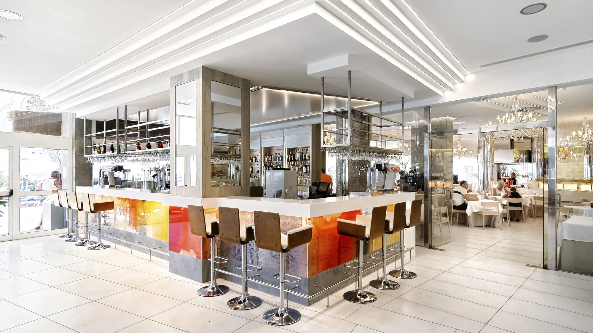 Bull Escorial & Spa, Bar