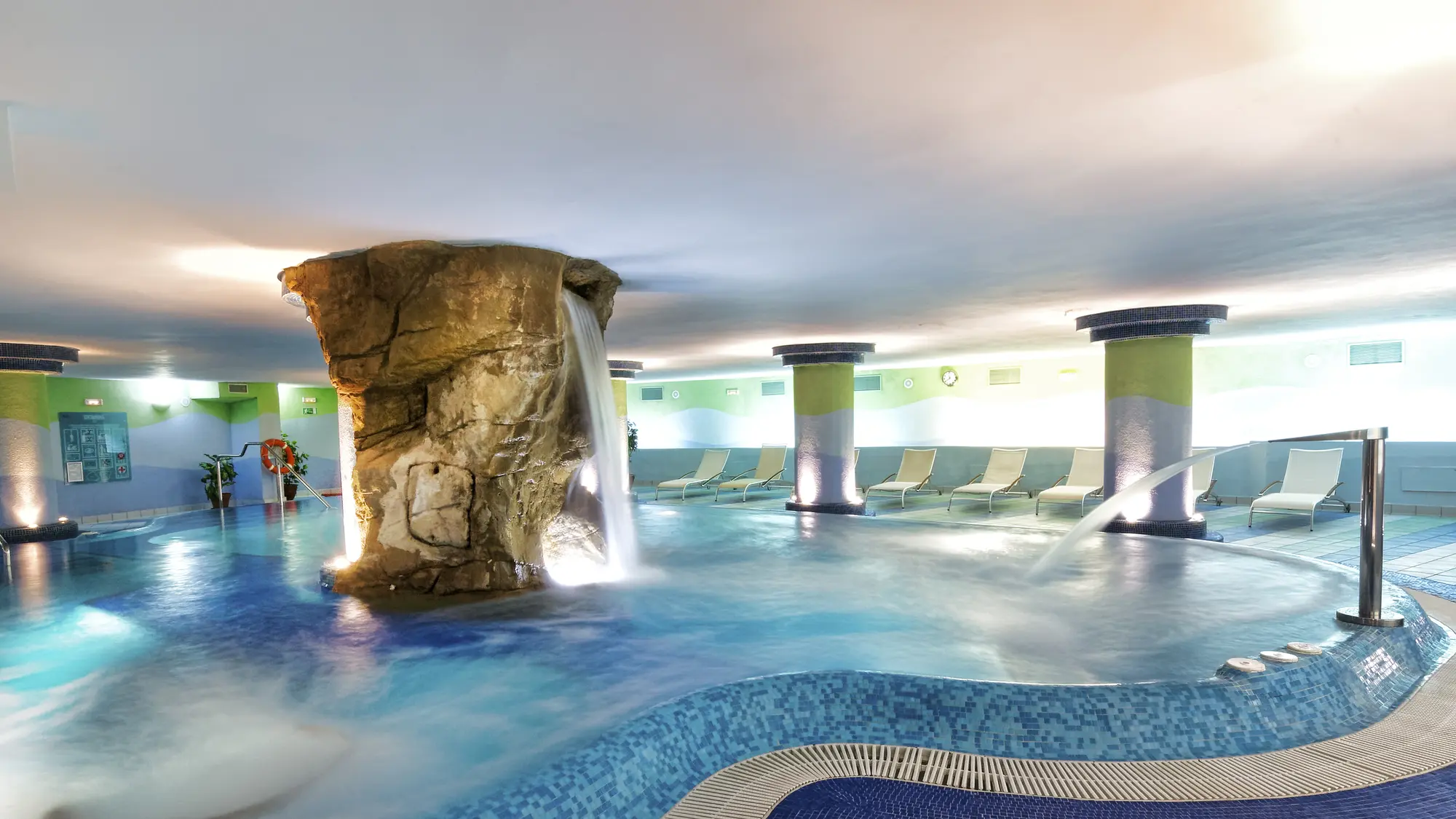 Bull Escorial & Spa, Sports and Entertainment