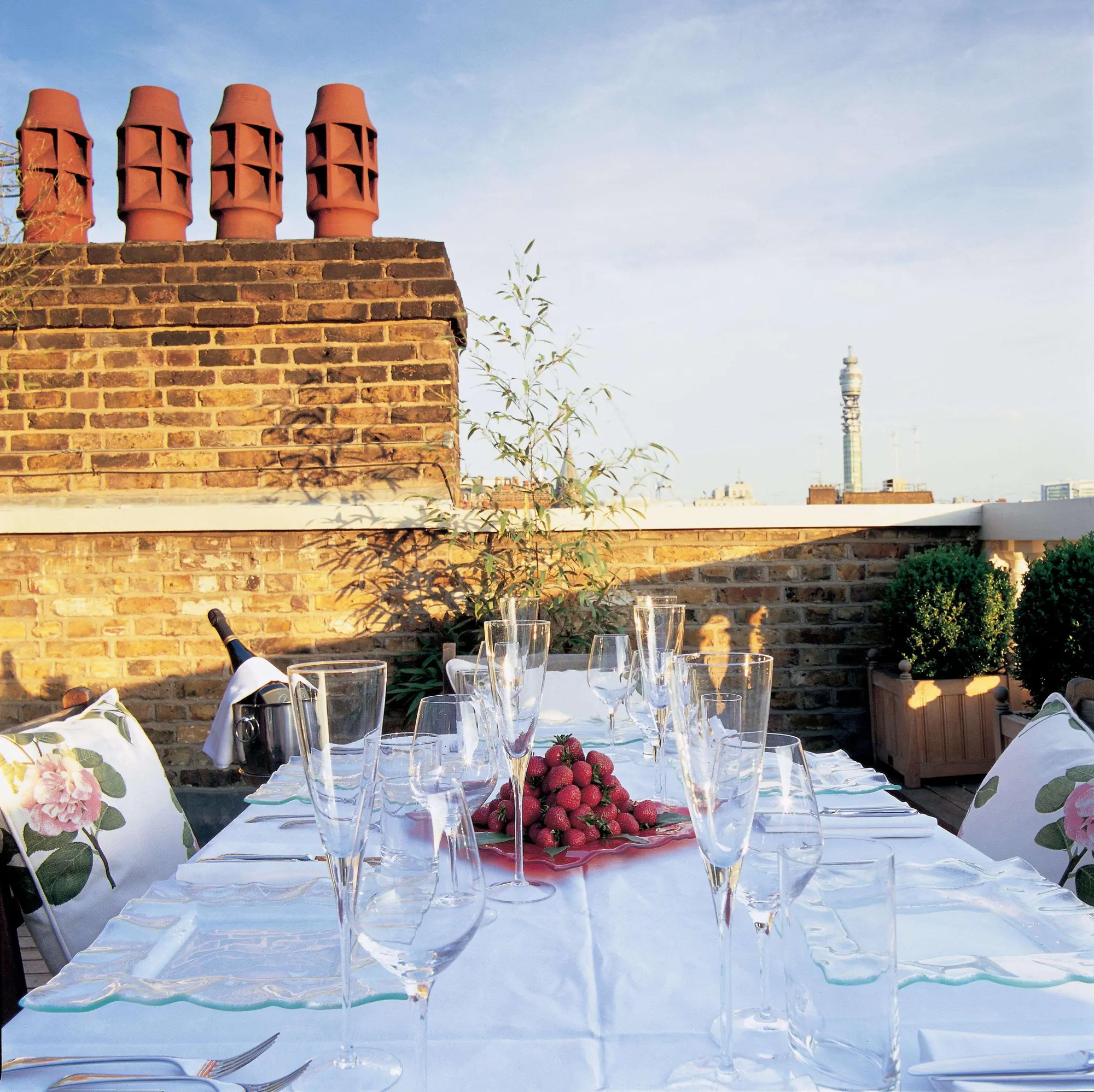 The Mandeville Hotel, General view