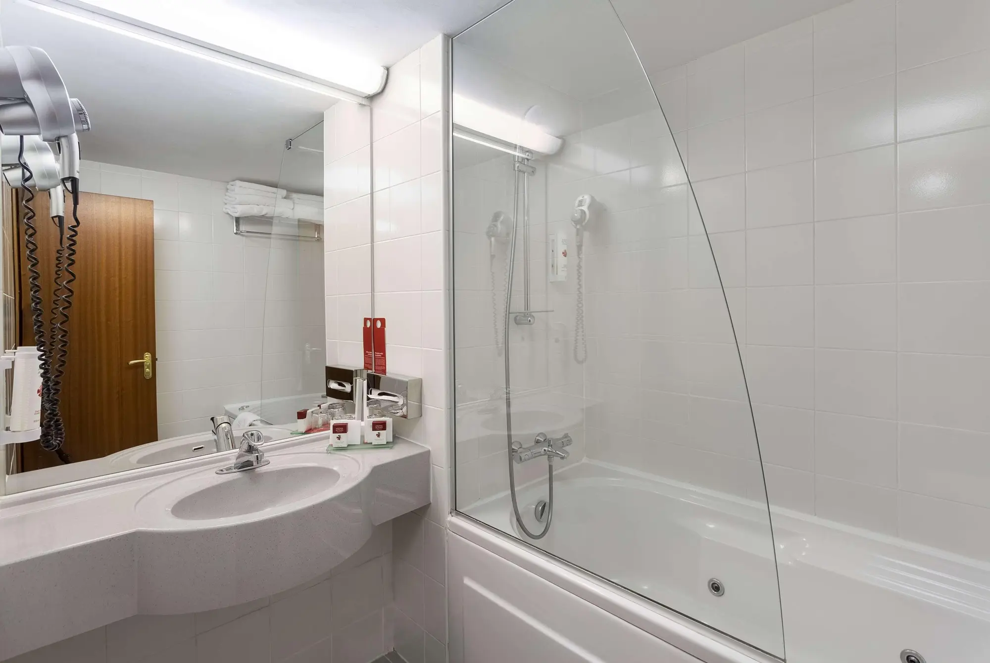 Ramada By Wyndham Bucharest Parc, Room