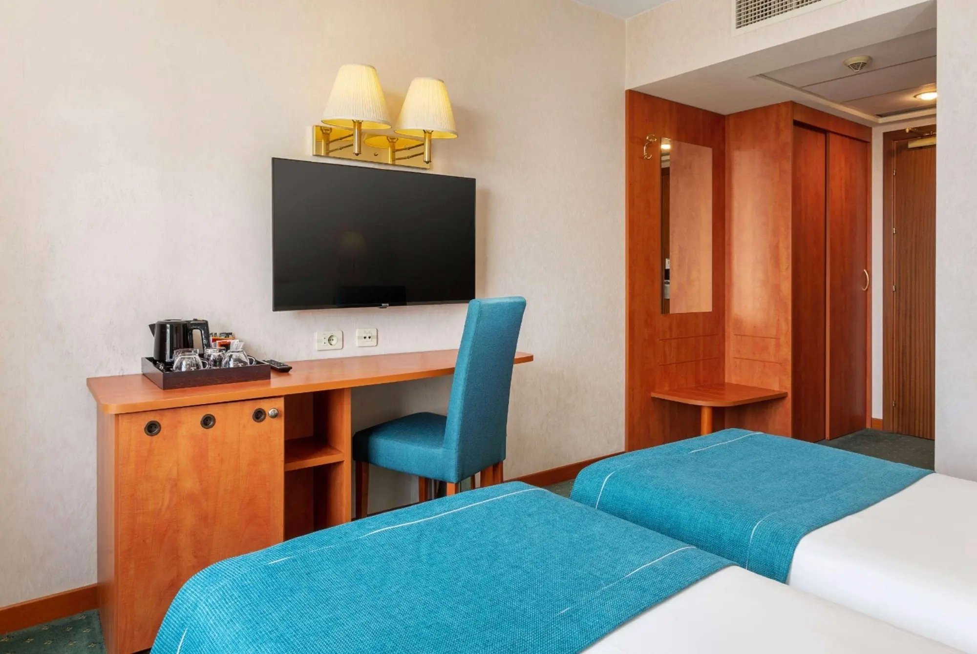 Ramada By Wyndham Bucharest Parc, Room