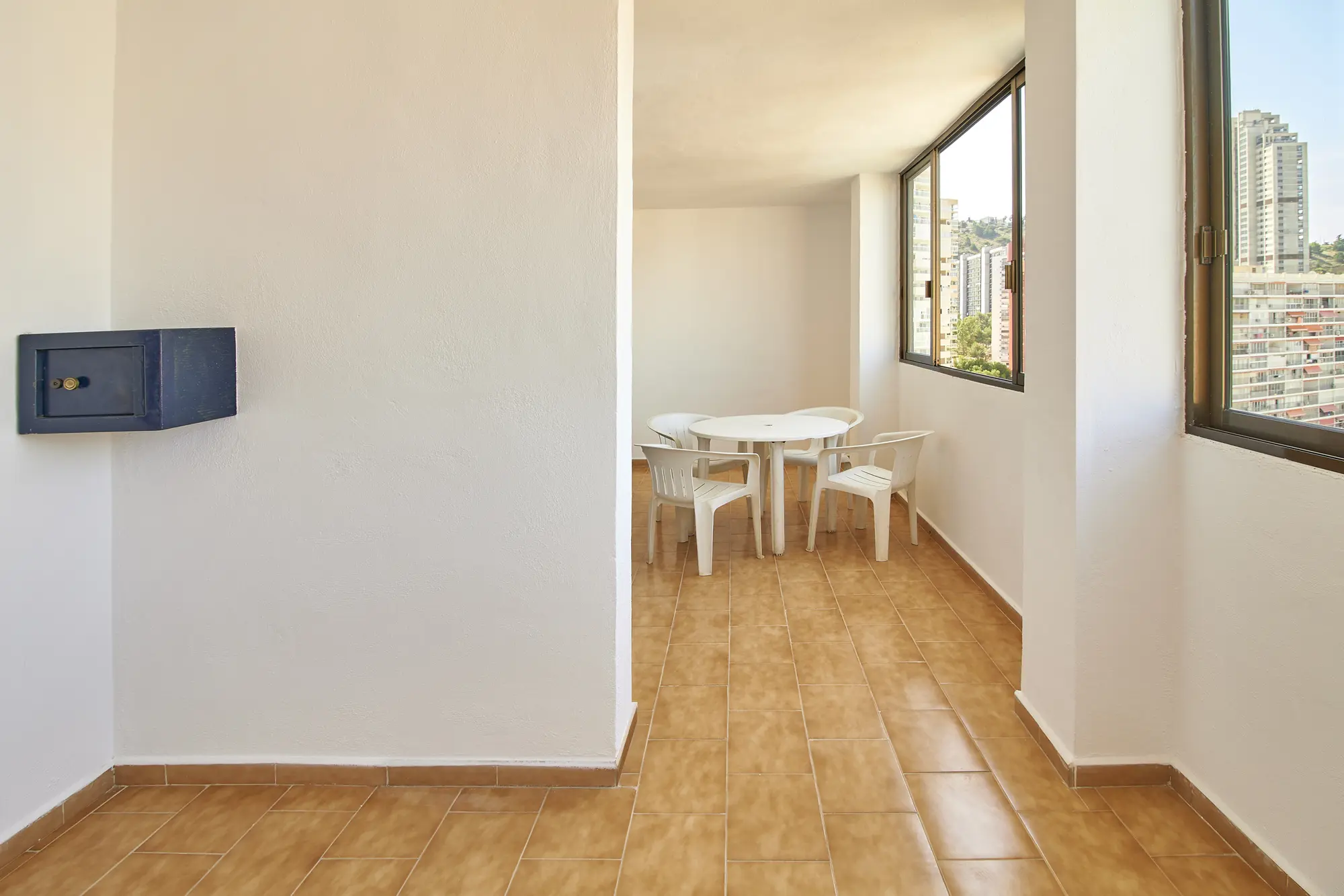 Don Gregorio, Room