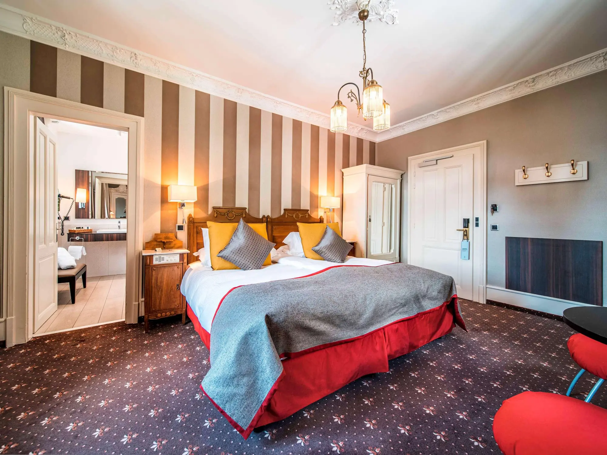 Hotel Royal St Georges Interlaken - MGallery, Room
