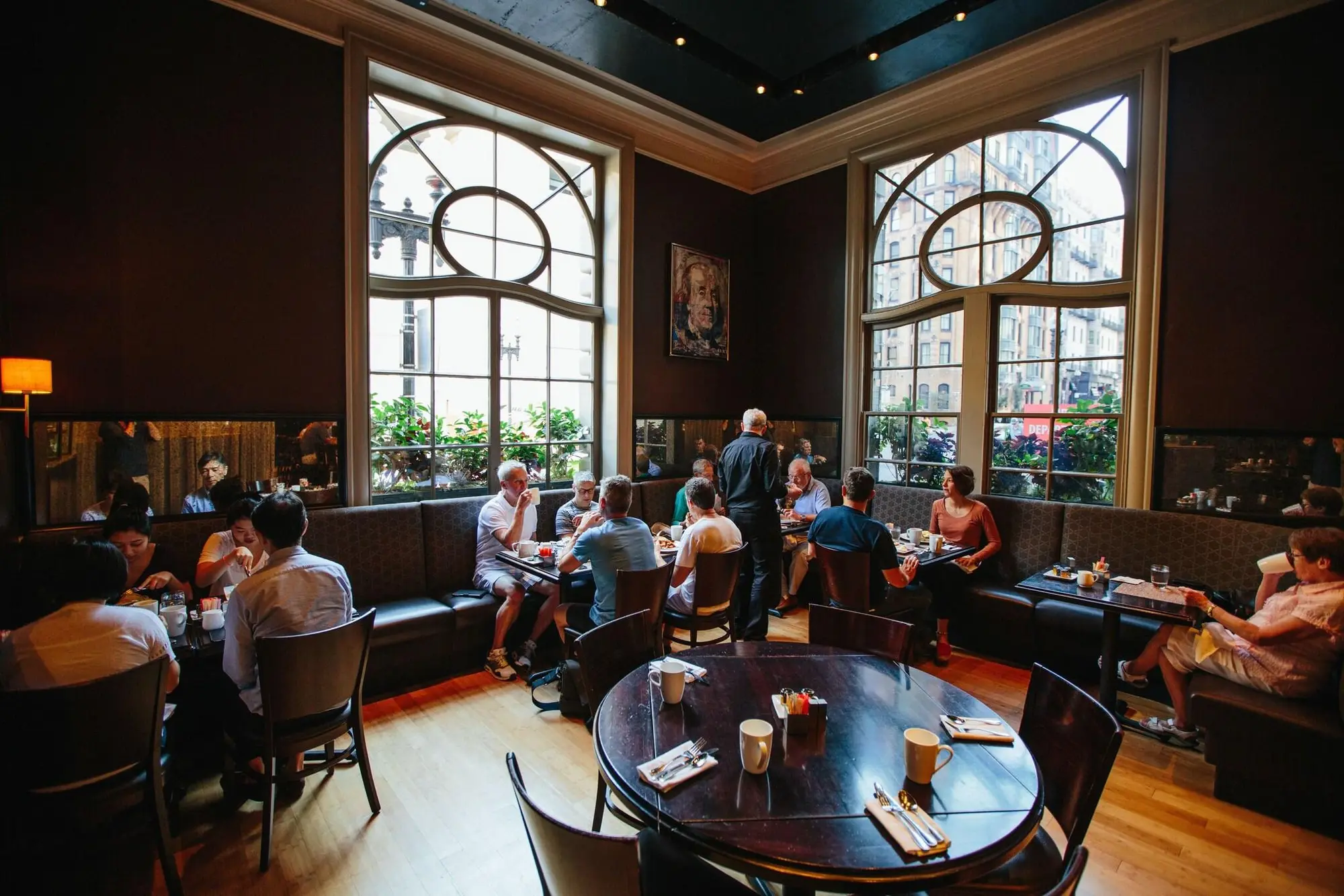 The Lenox Hotel, Restaurant