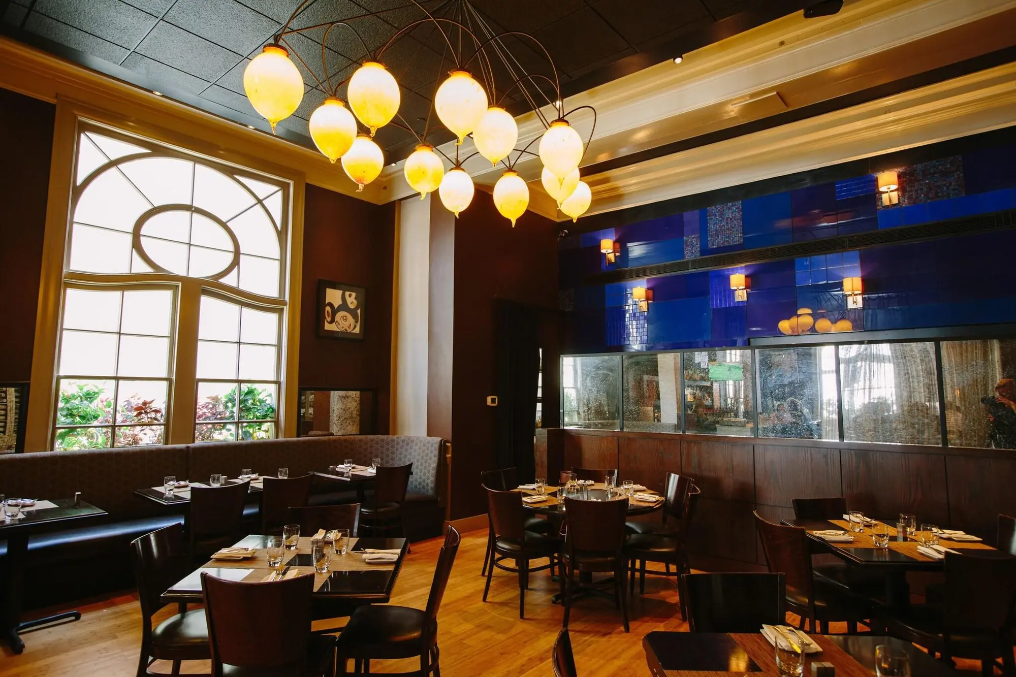 The Lenox Hotel, Restaurant