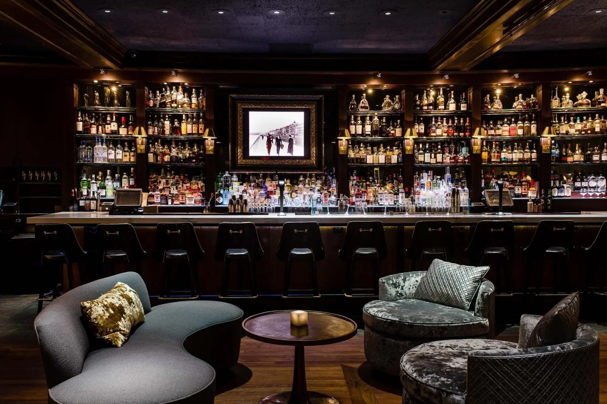 The Lenox Hotel, Restaurant