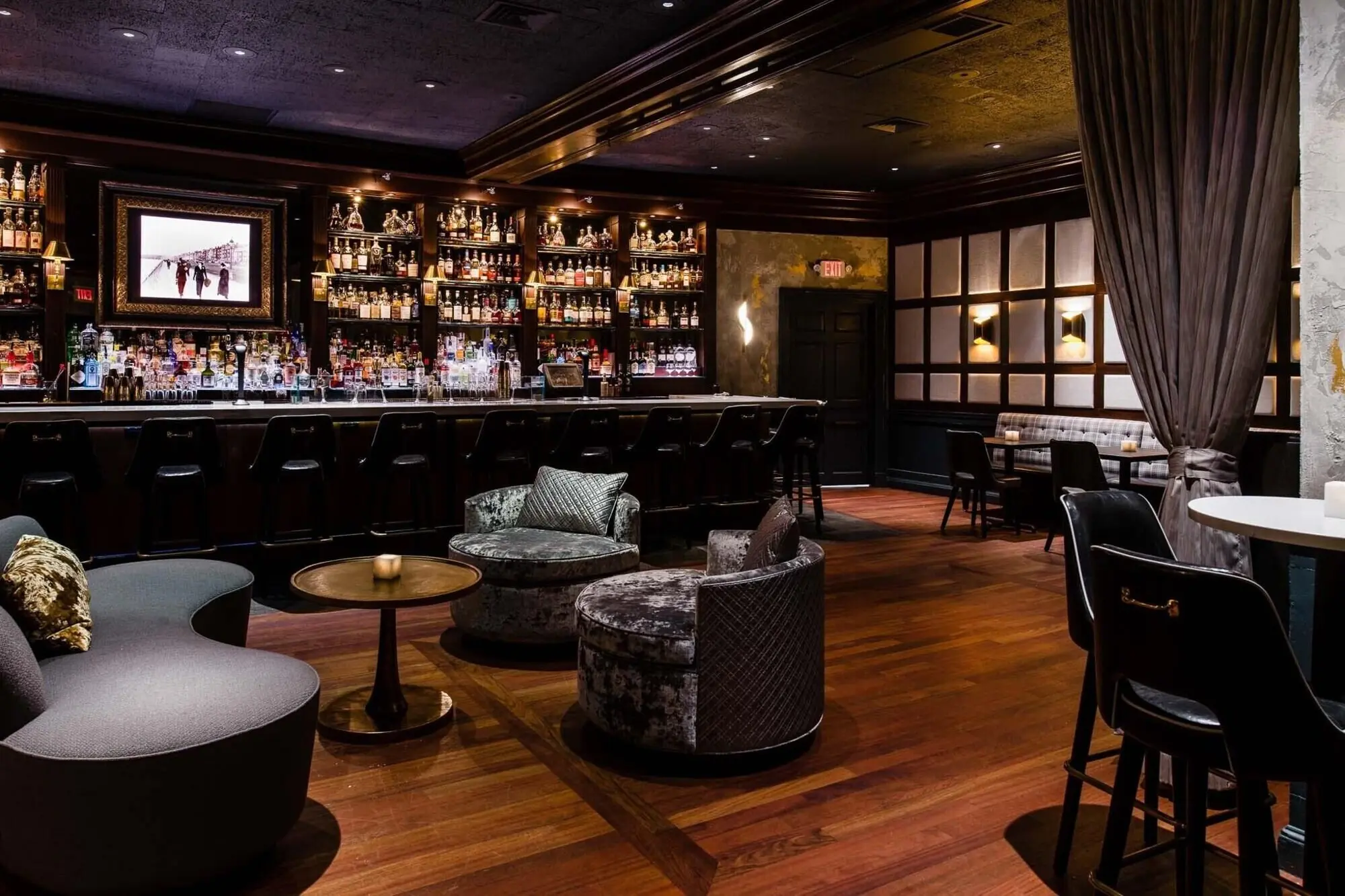 The Lenox Hotel, Restaurant