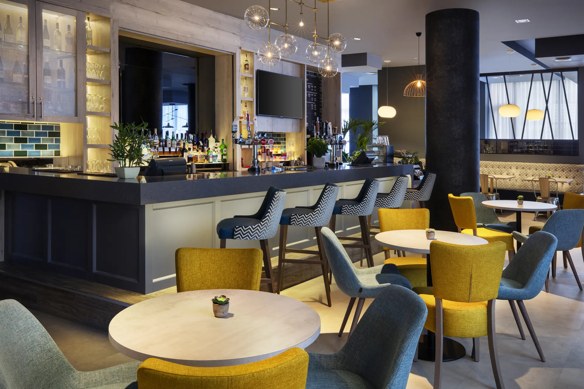 Leonardo Hotel London Croydon - Formerly Jurys Inn, Bar