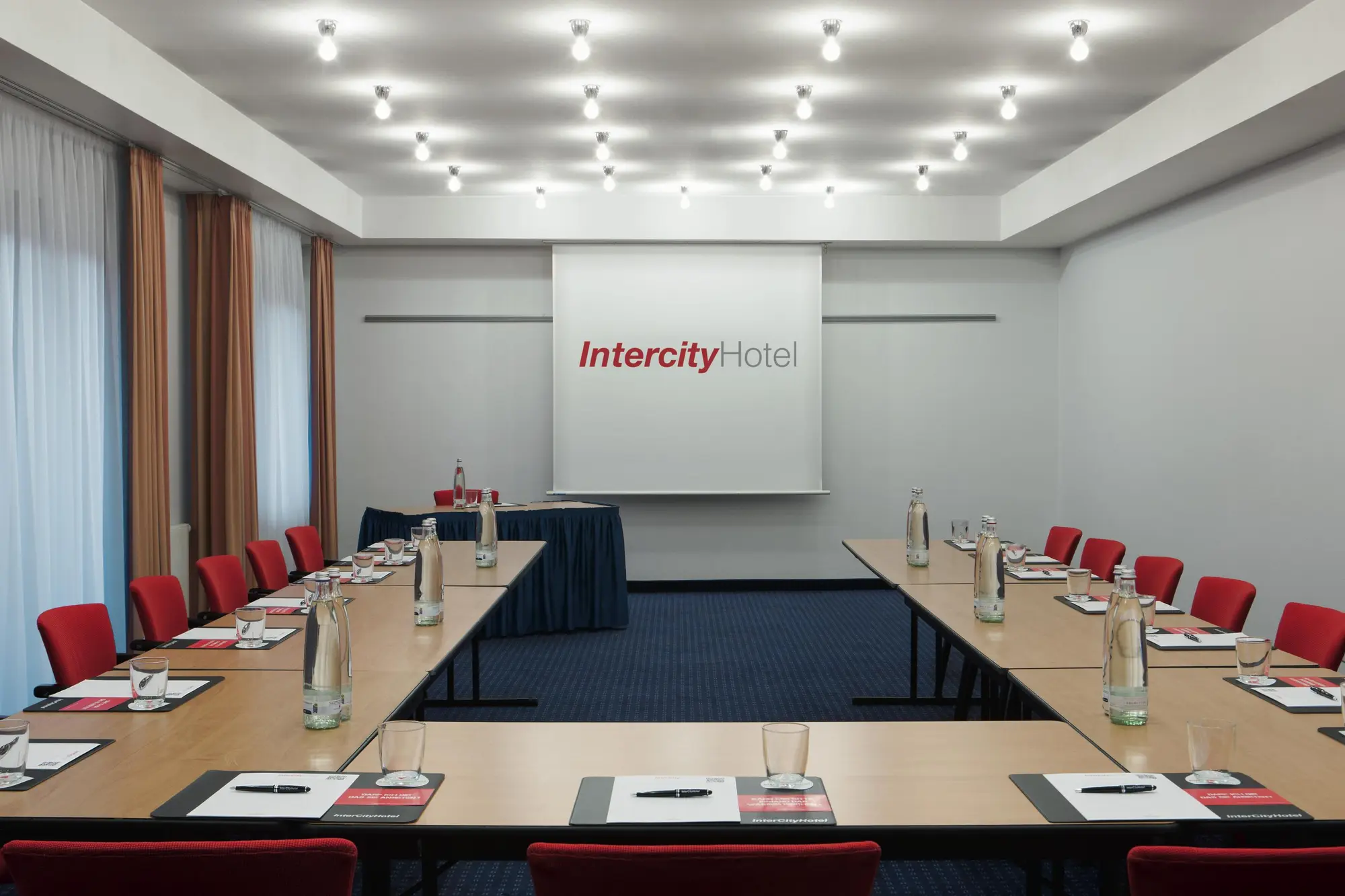 IntercityHotel Frankfurt Airport, Conferences