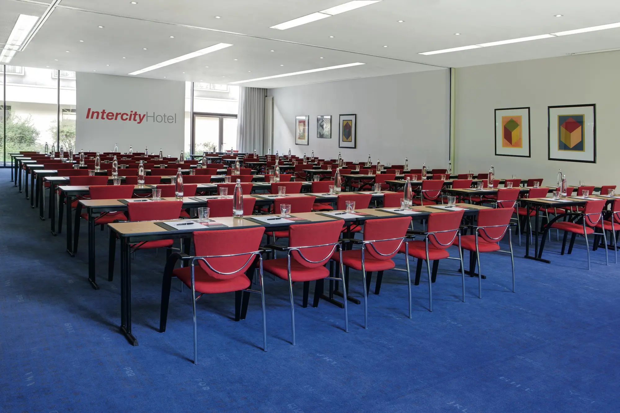IntercityHotel Frankfurt Airport, Conferences