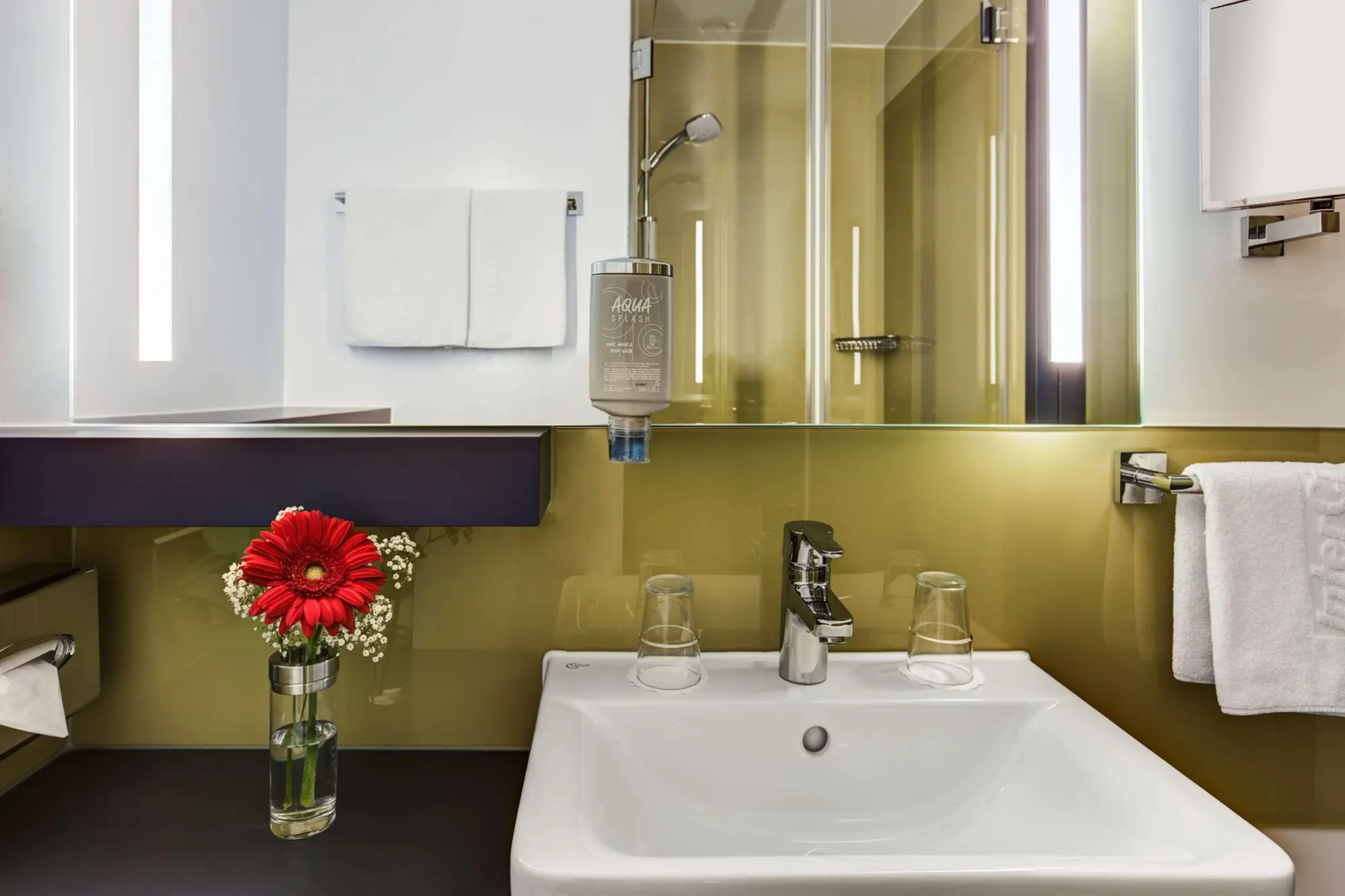 IntercityHotel Frankfurt Airport, Room