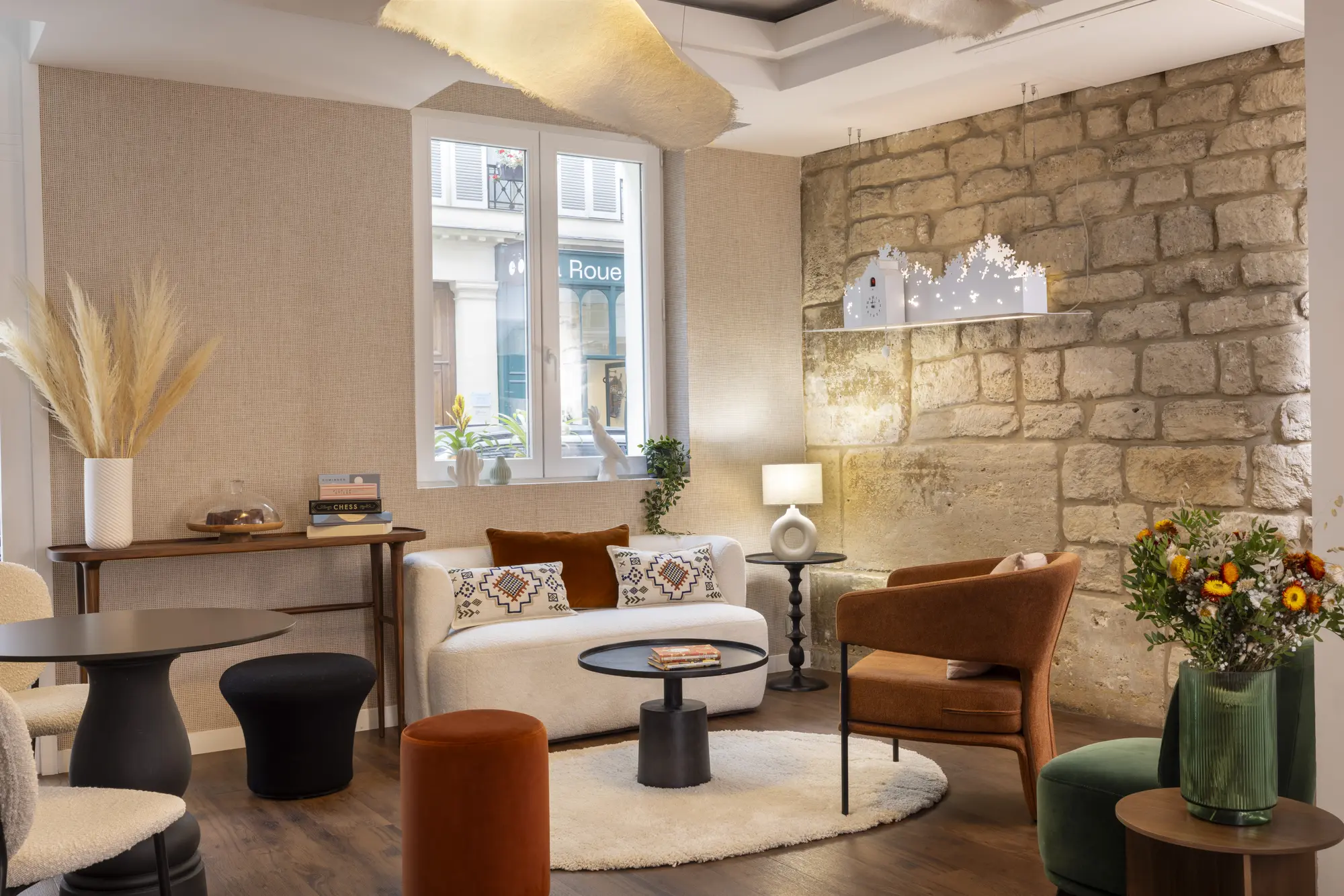 Chavanel, Lobby