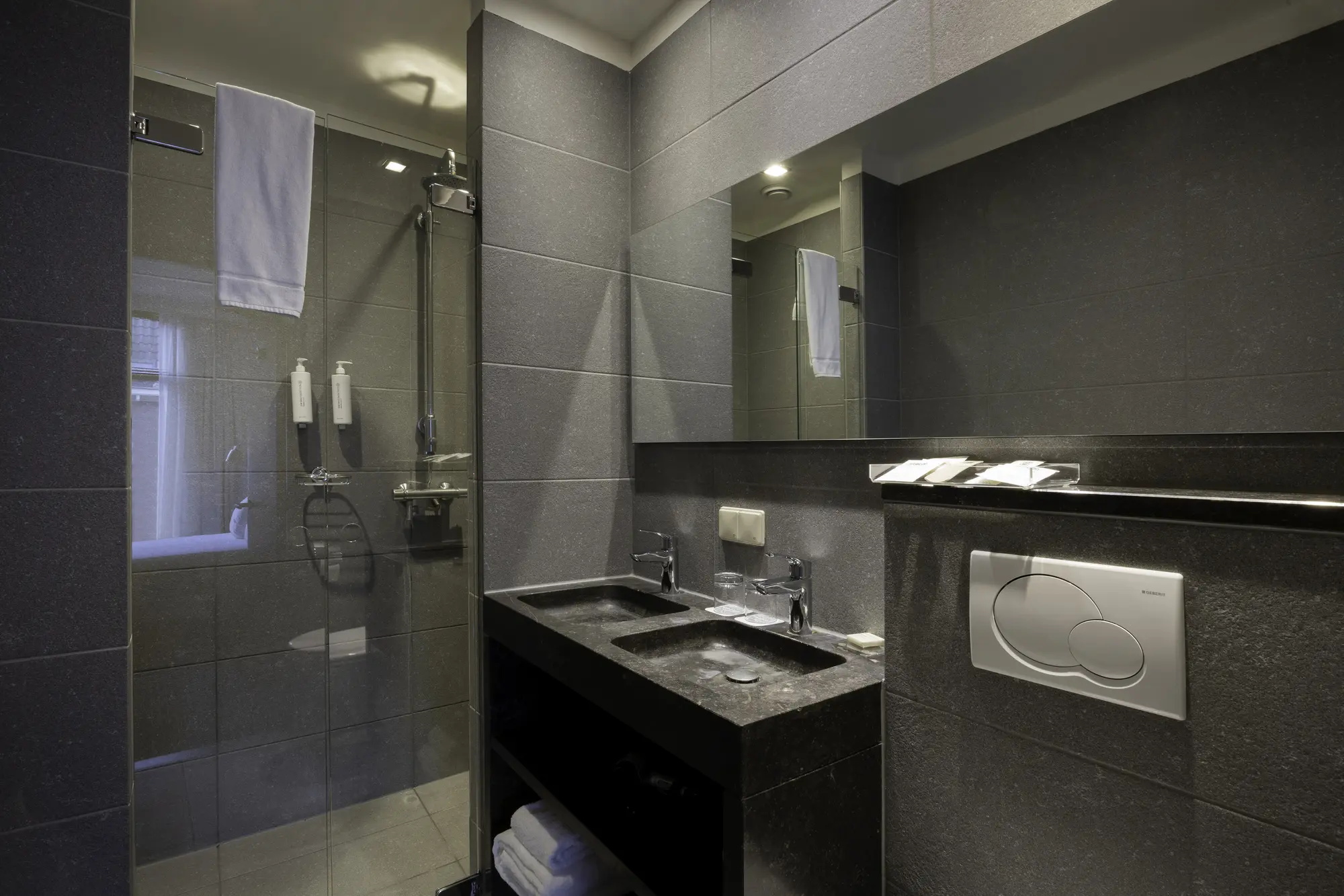 Catalonia Vondel Amsterdam, Room
