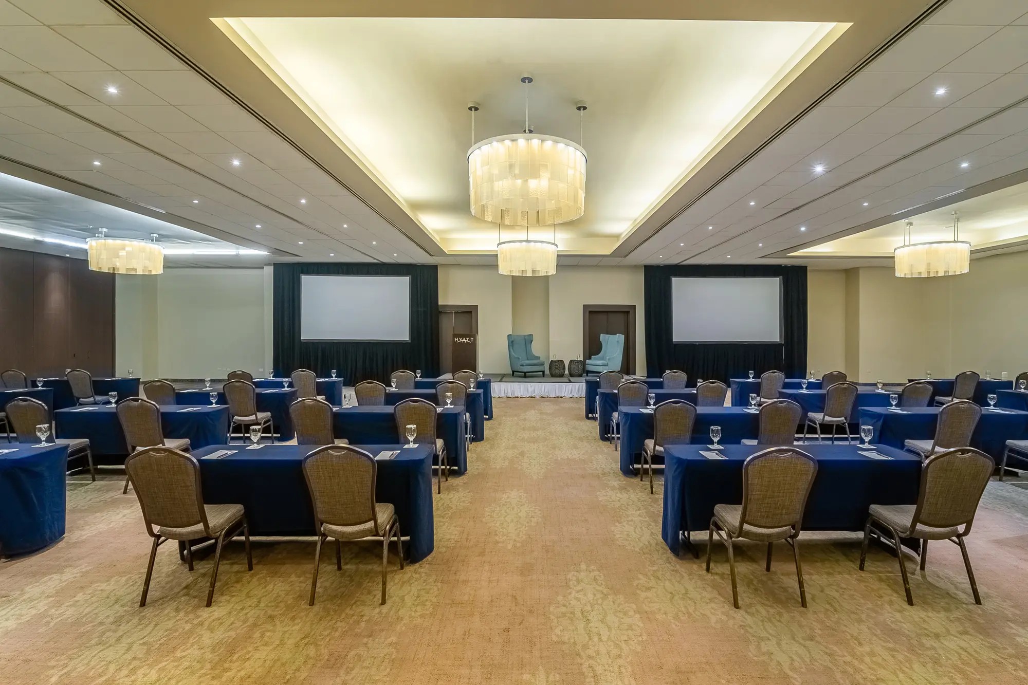 Hyatt Regency Merida, Conferences
