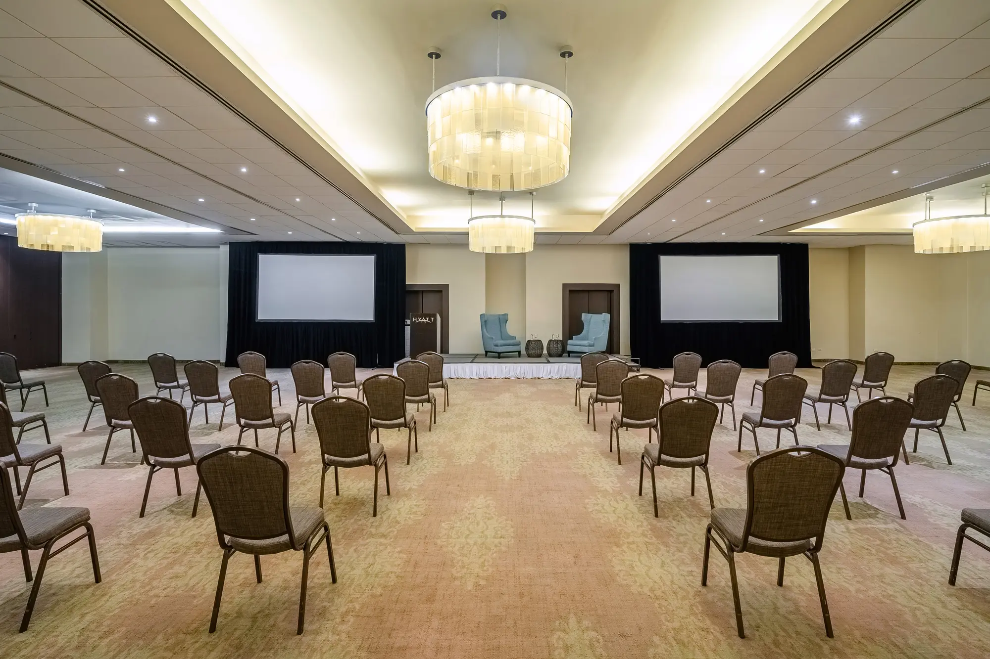 Hyatt Regency Merida, Conferences