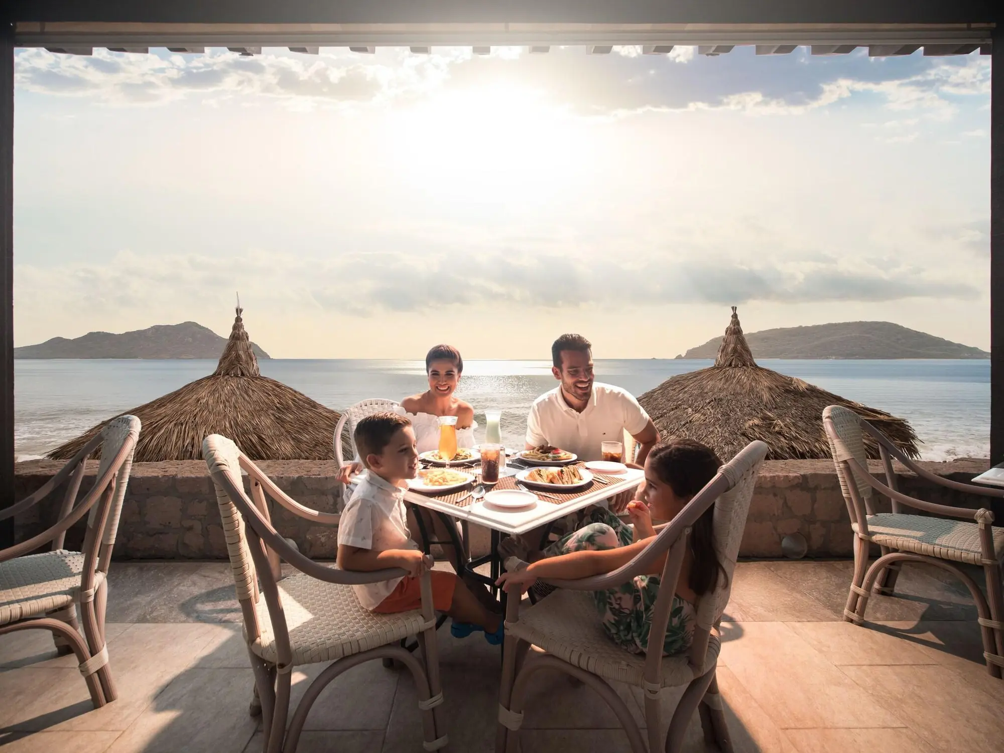 El Cid El Moro Beach Hotel, Restaurant