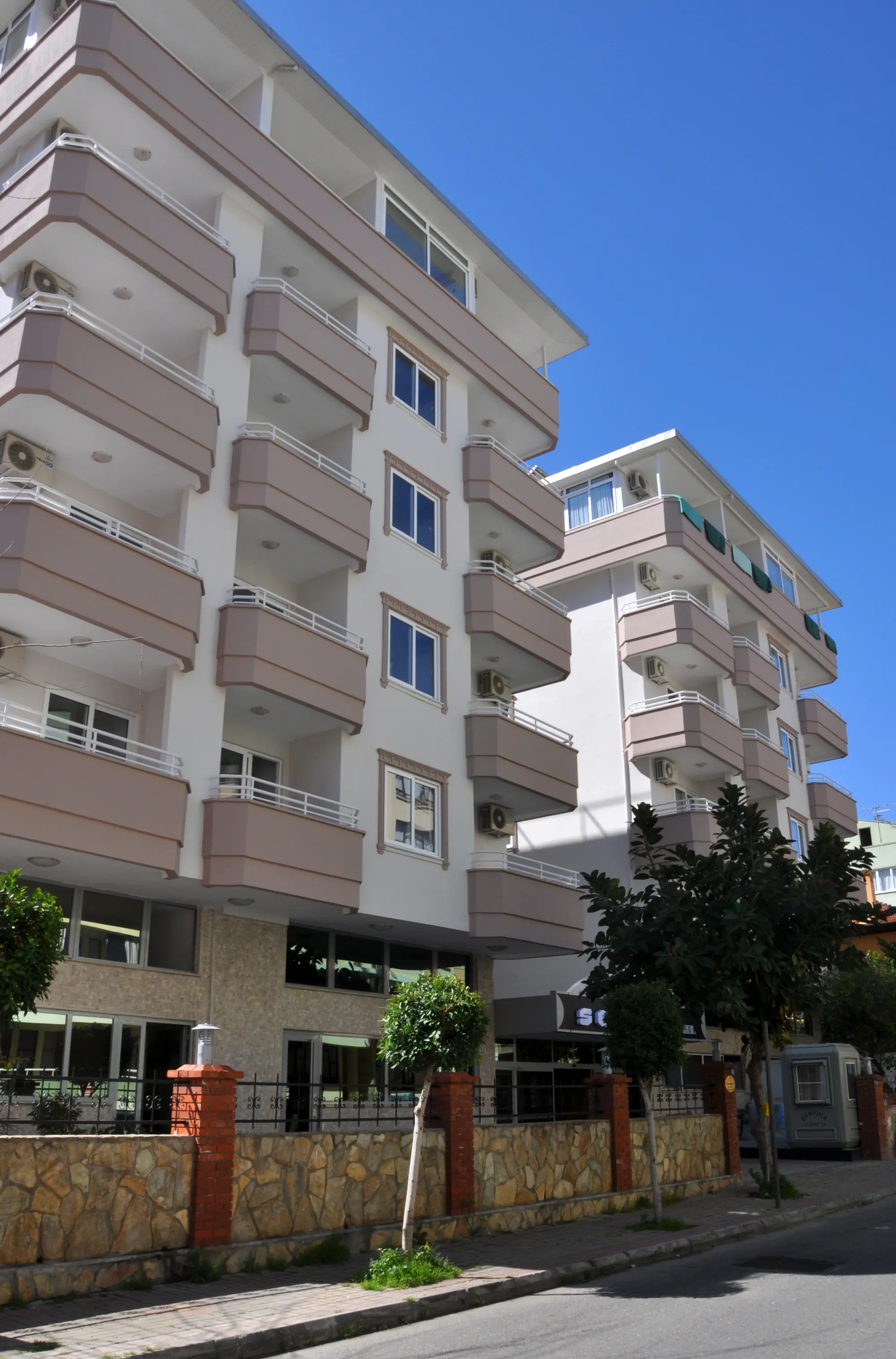 Sealine Hotel, General view