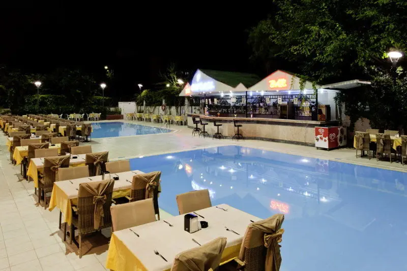 Sealine Hotel, Pool