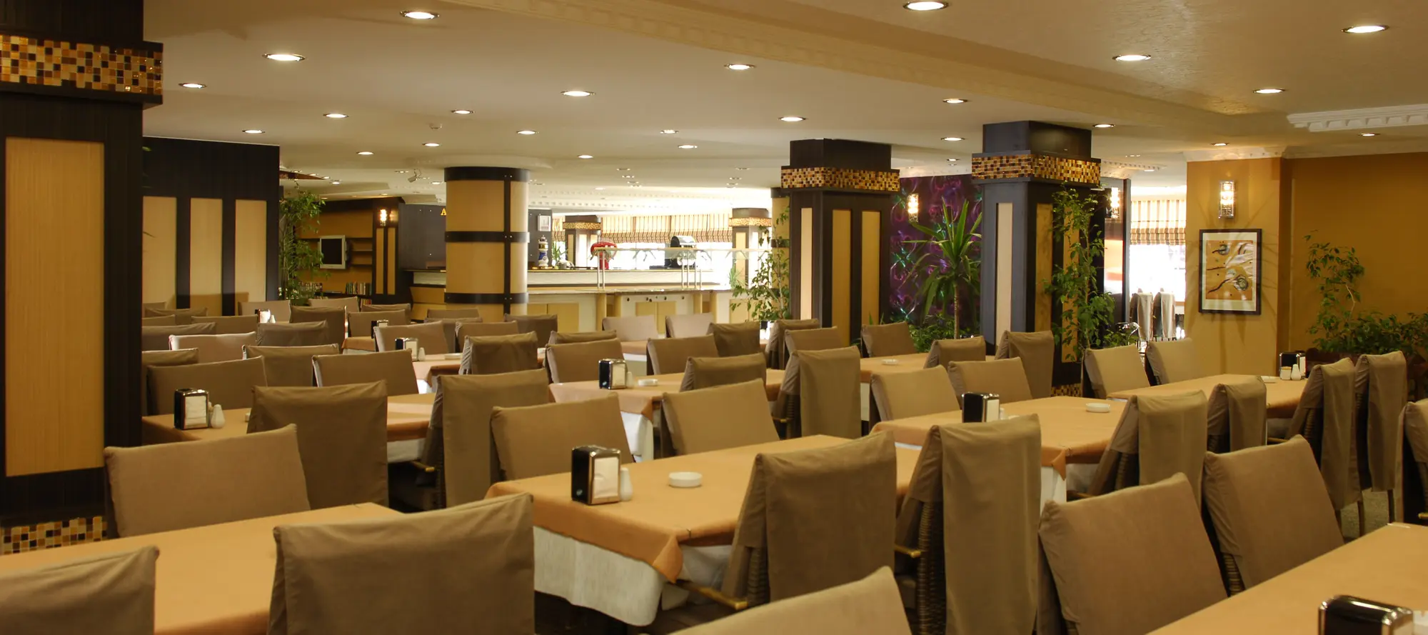 Sealine Hotel, Restaurant