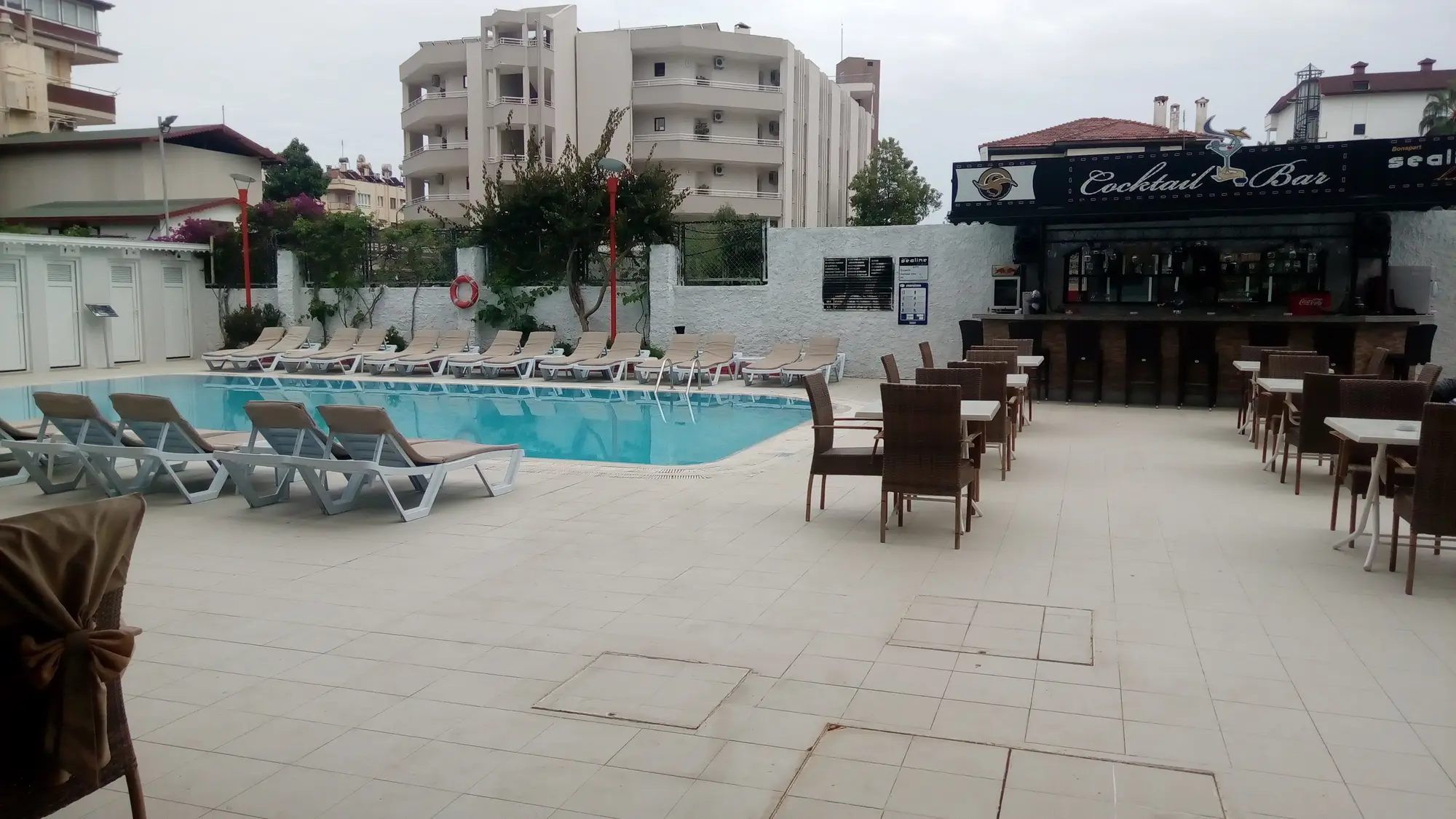 Sealine Hotel, Terrace