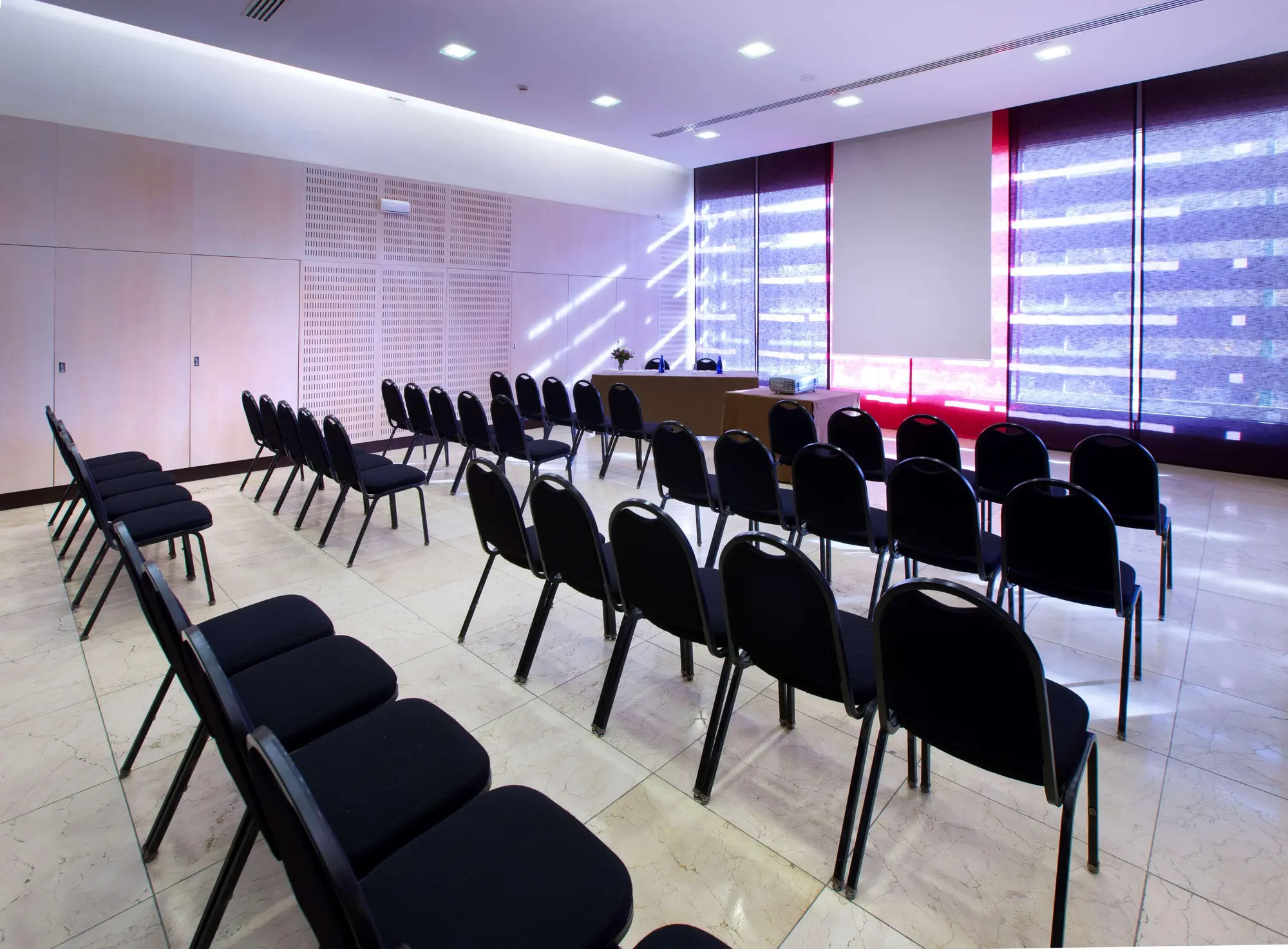 NH Collection Sevilla, Conferences