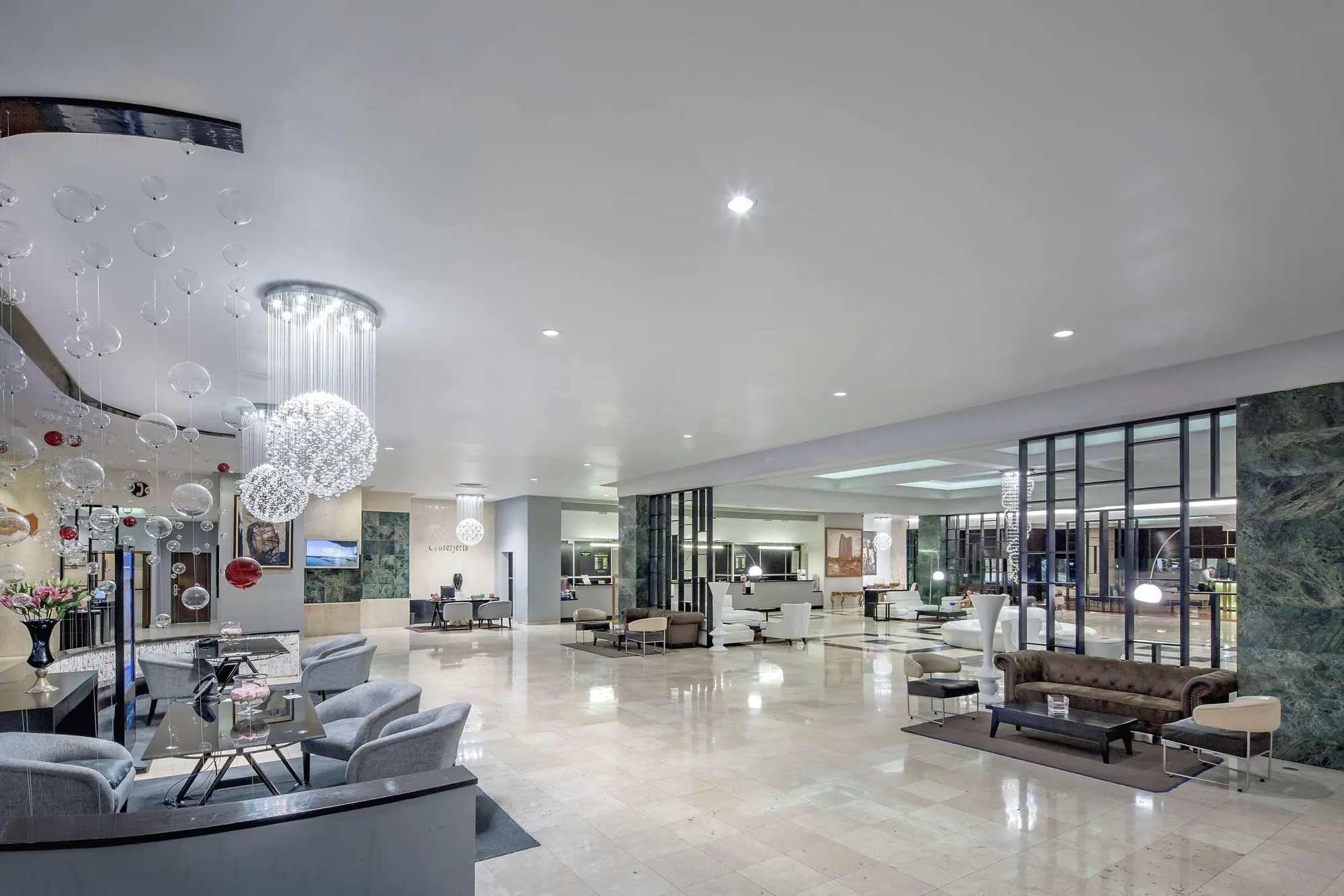 Melia Cohiba, Lobby
