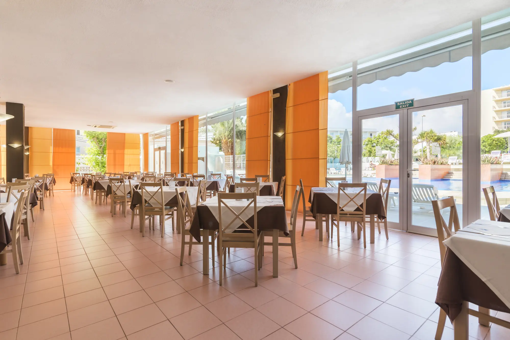 AzuLine Hotel Pacific, Restaurant