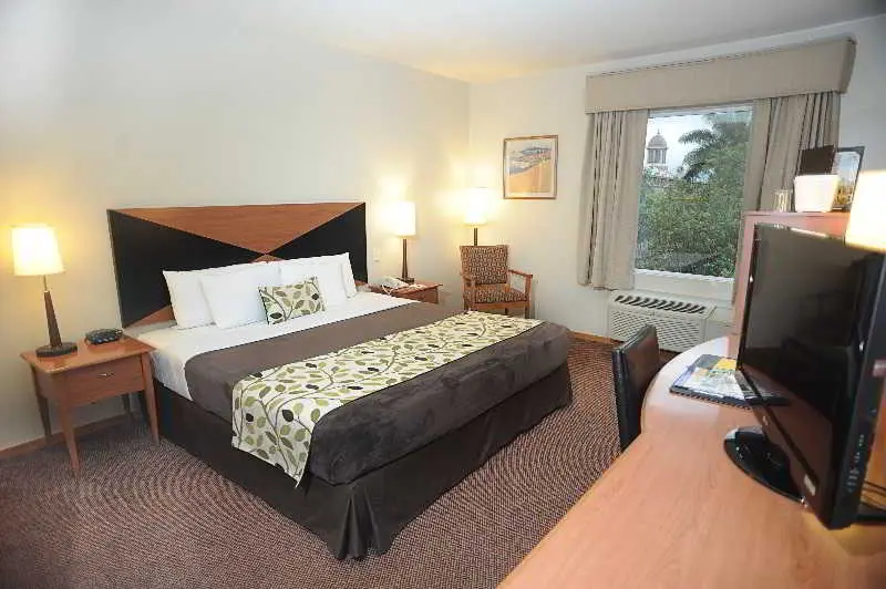 Sleep Inn Paseo Las Damas, Room