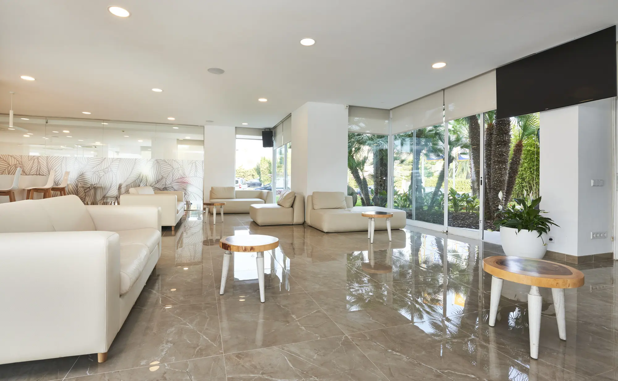 Globales Cala Bona, Lobby