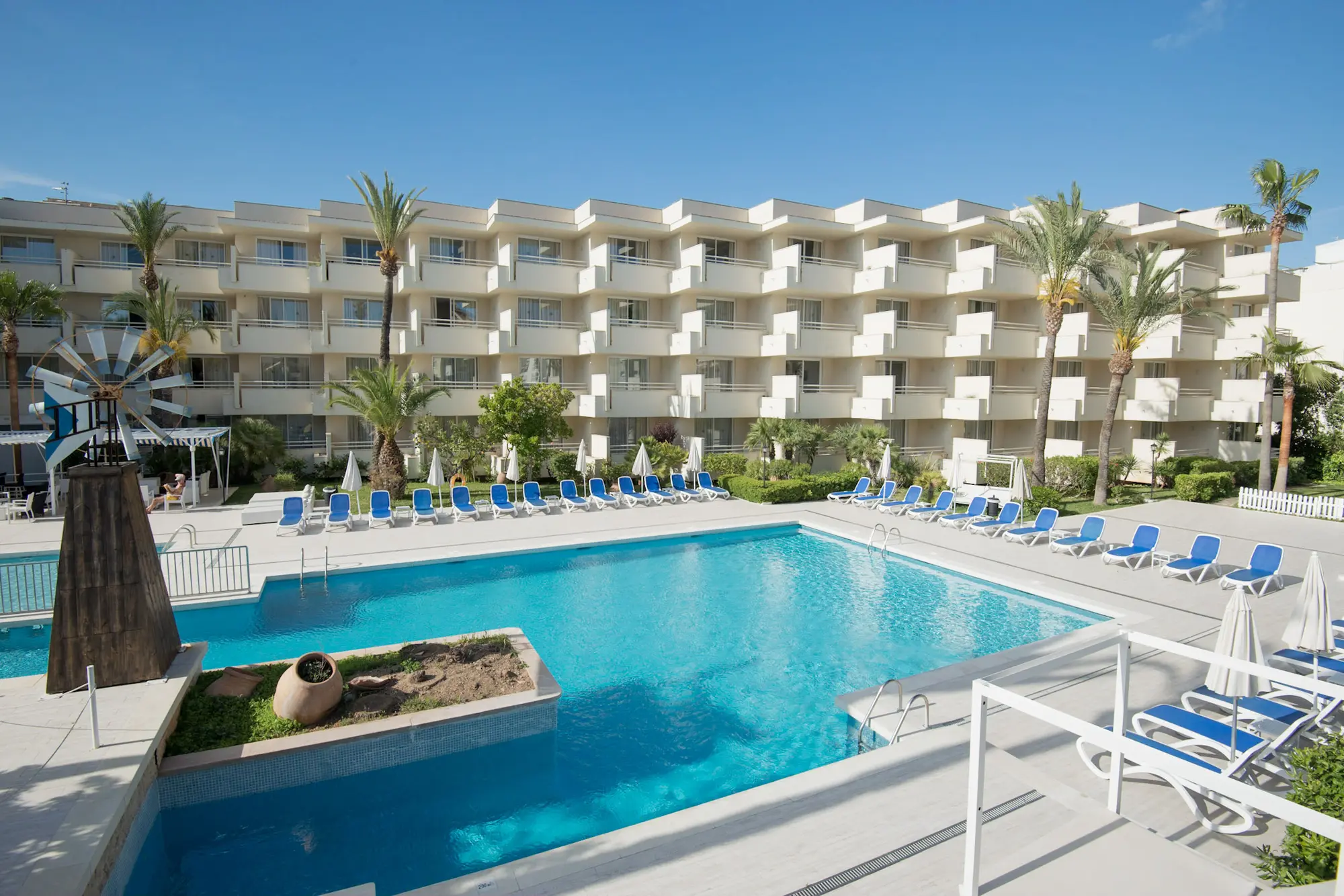 Globales Cala Bona, Pool