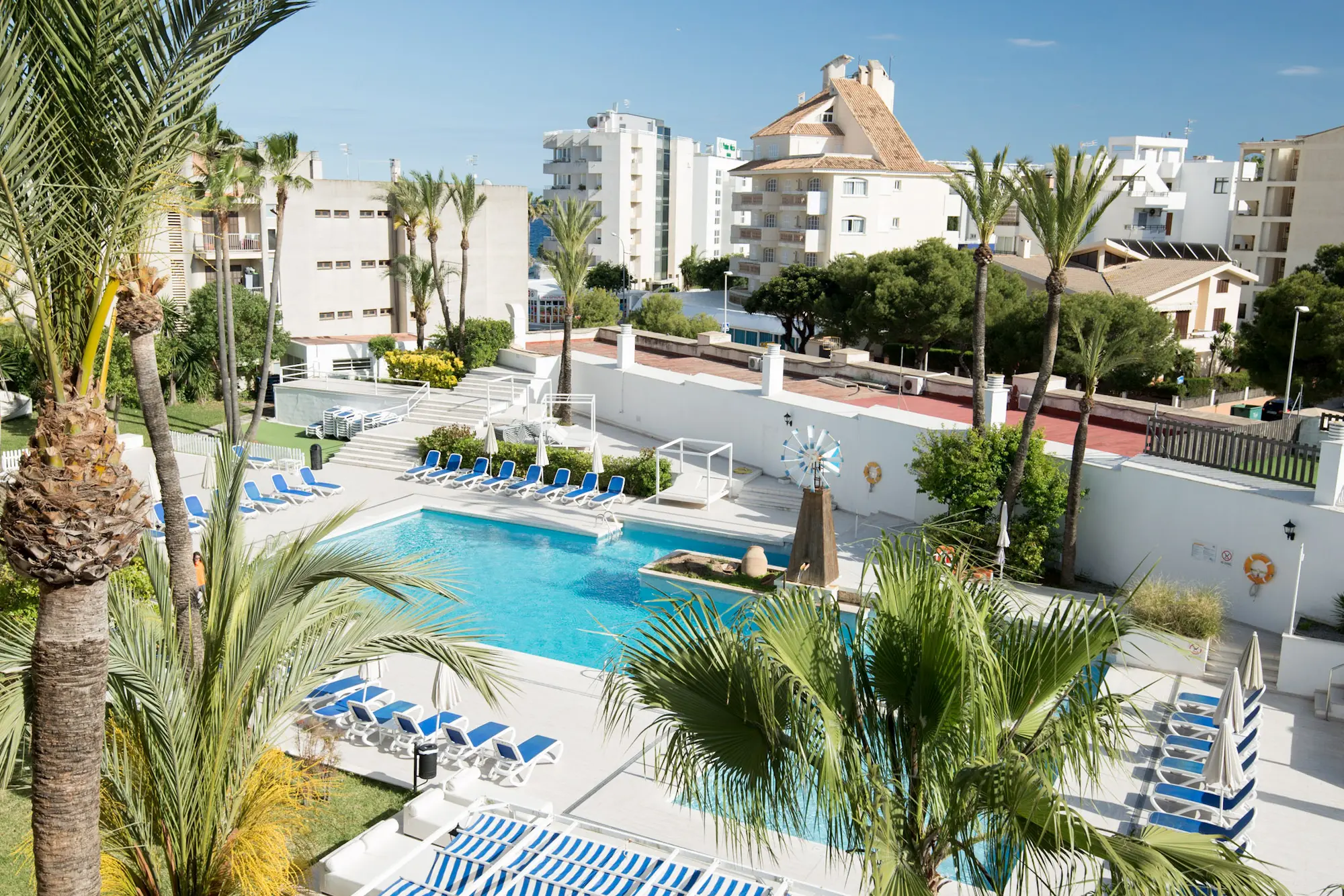 Globales Cala Bona, Pool