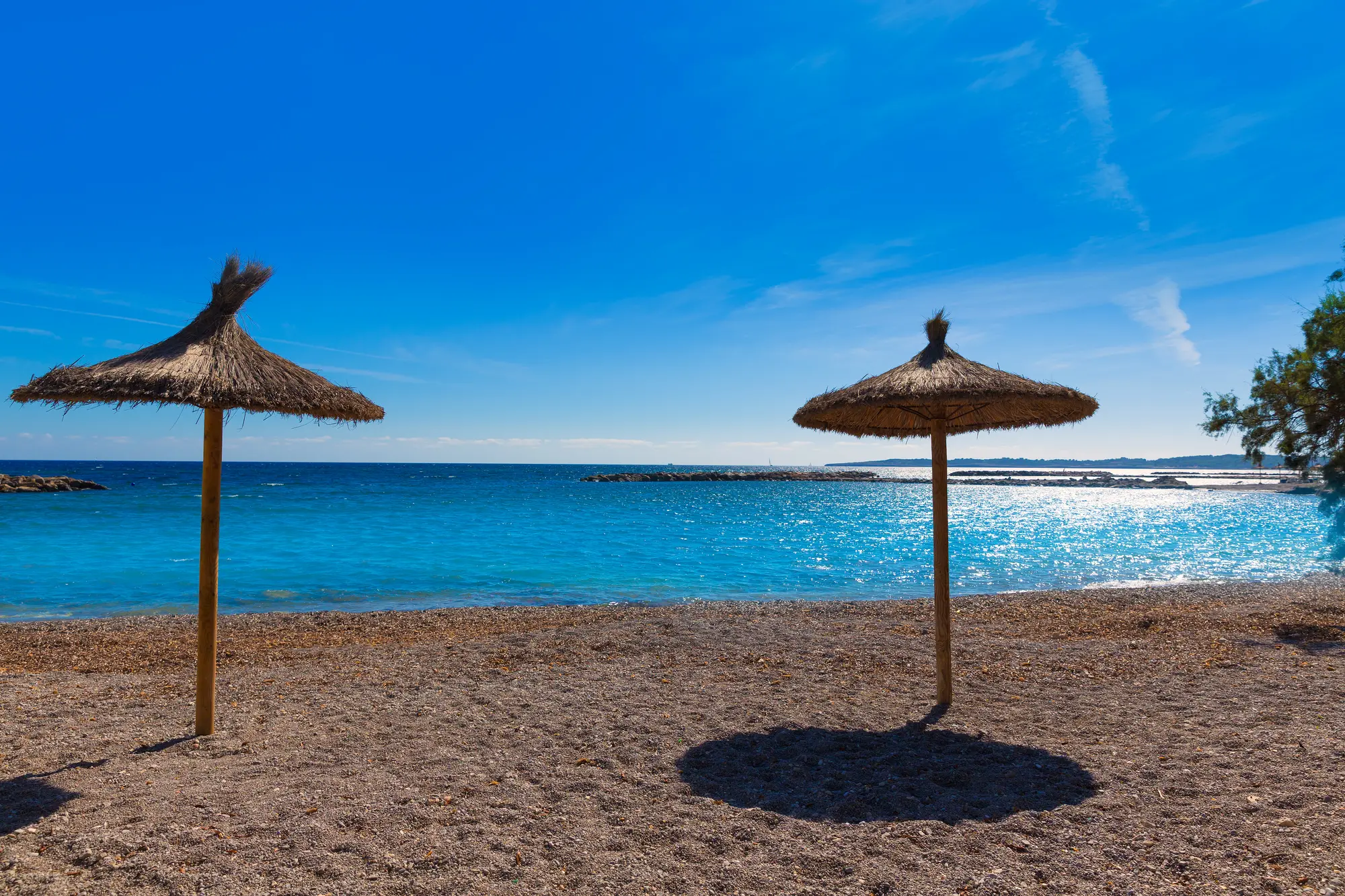 Globales Cala Bona, Beach
