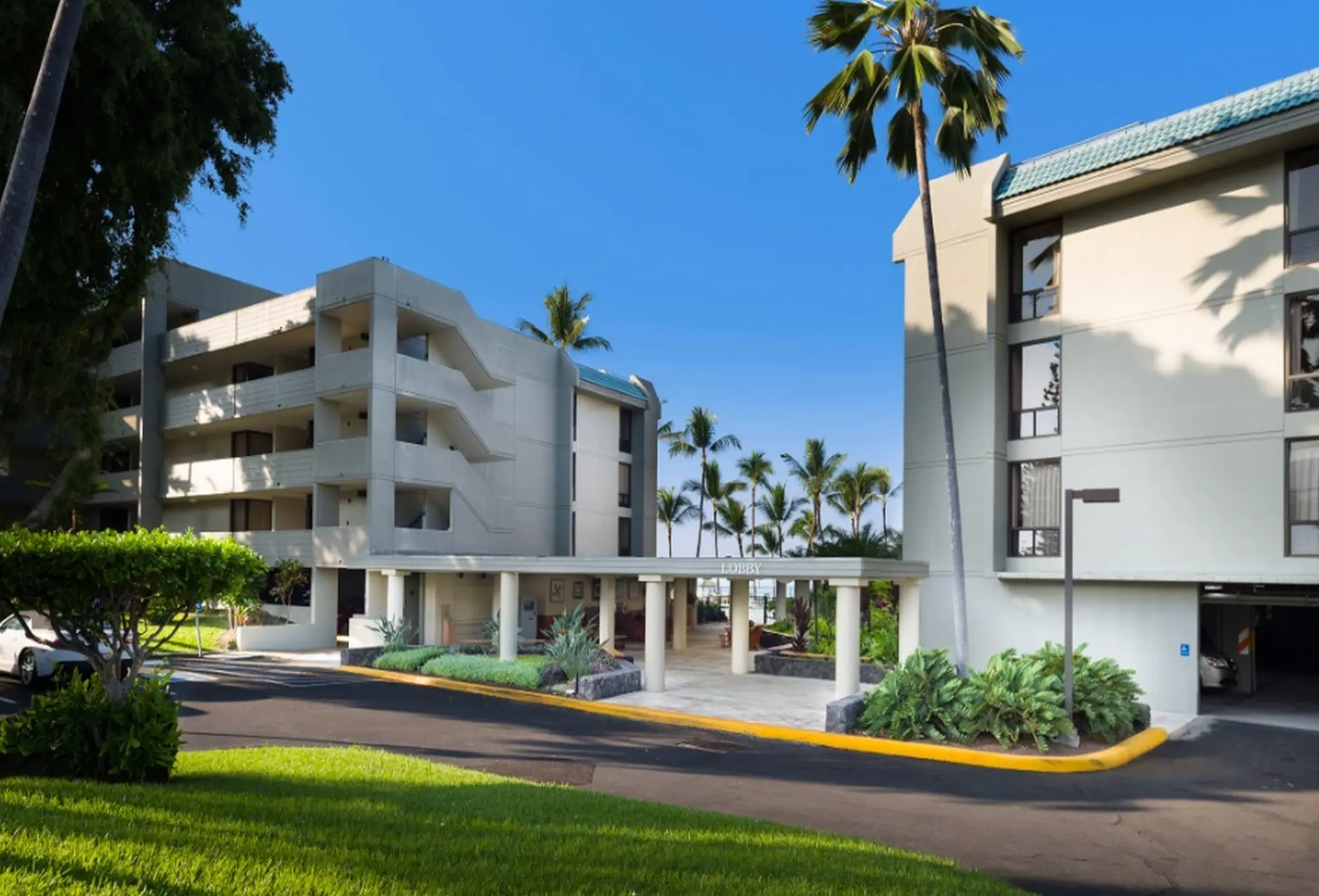 Aston Kona By The Sea, General view