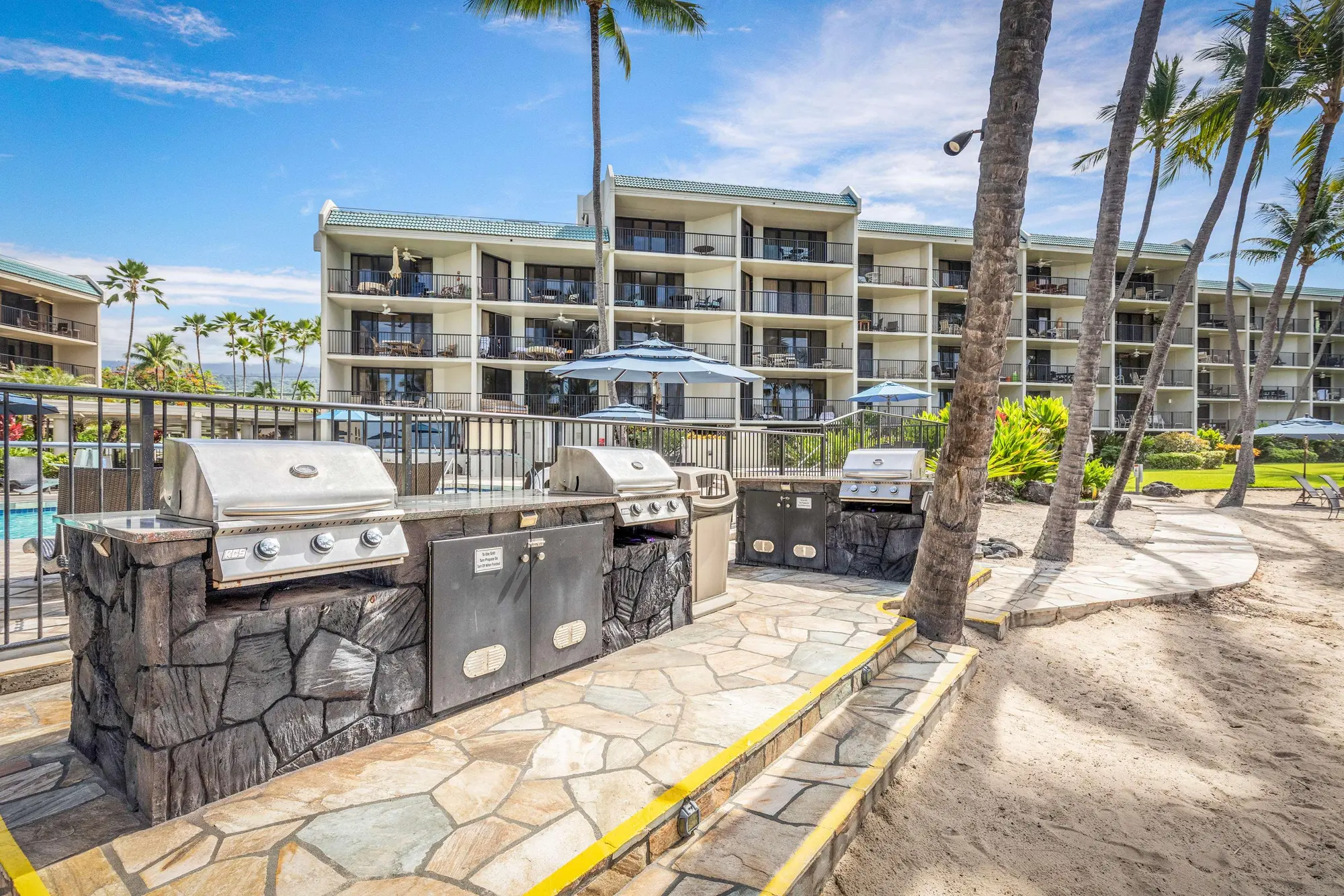 Aston Kona By The Sea, General view