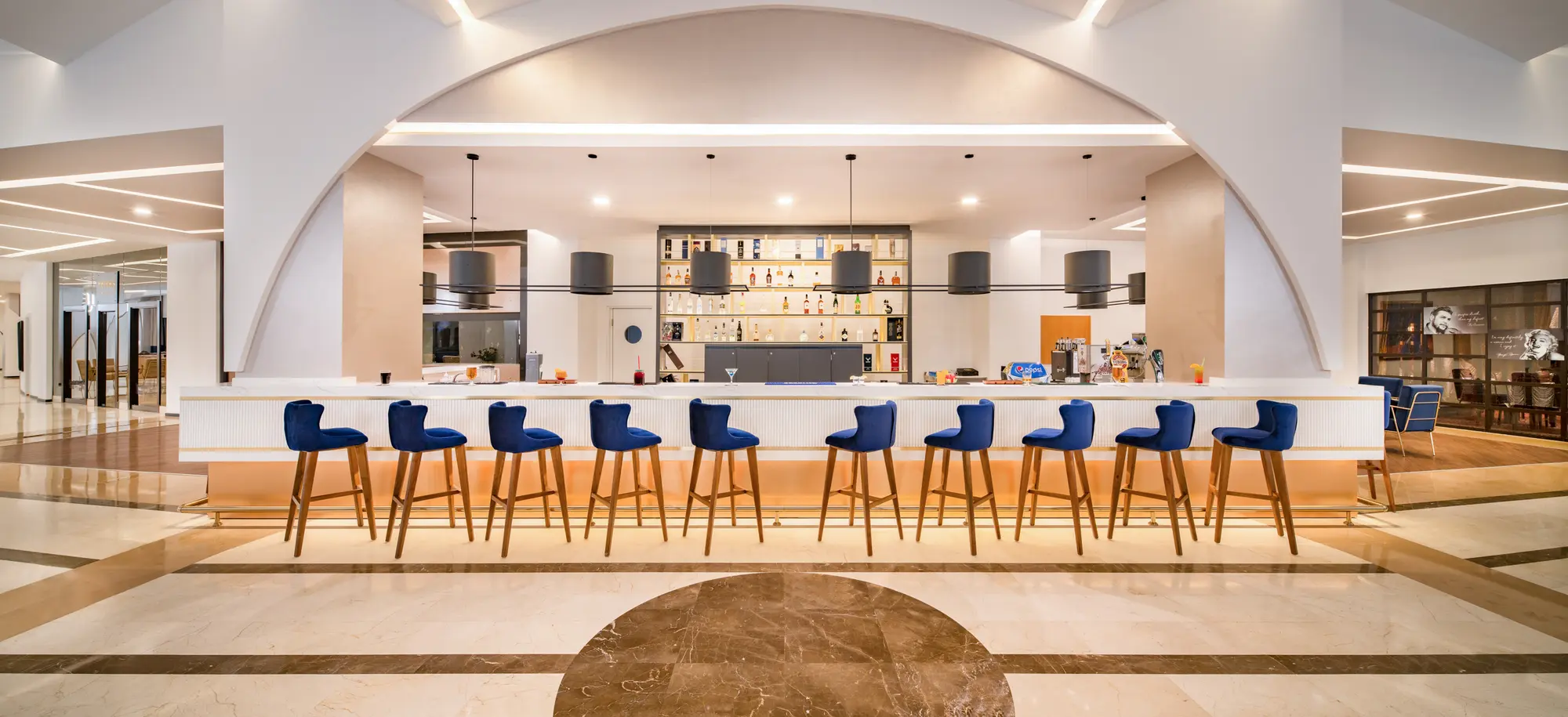 GRAVEL HOTELS SELECT, Lobby