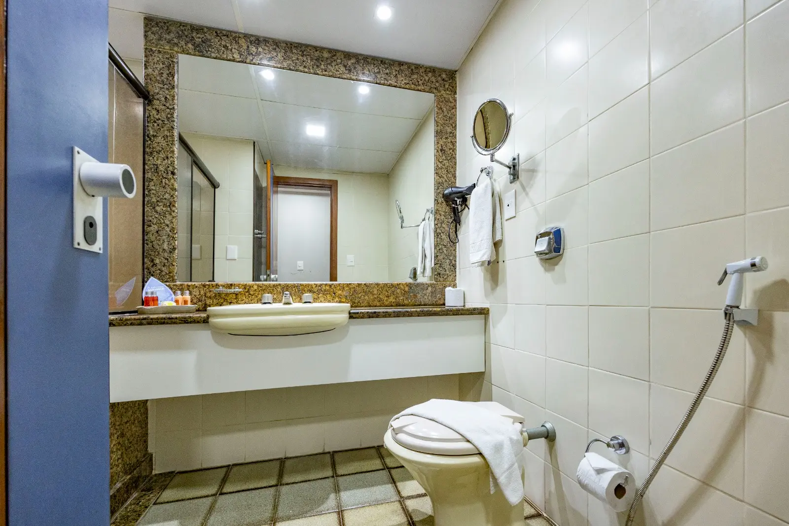 Fiesta Bahia, Room