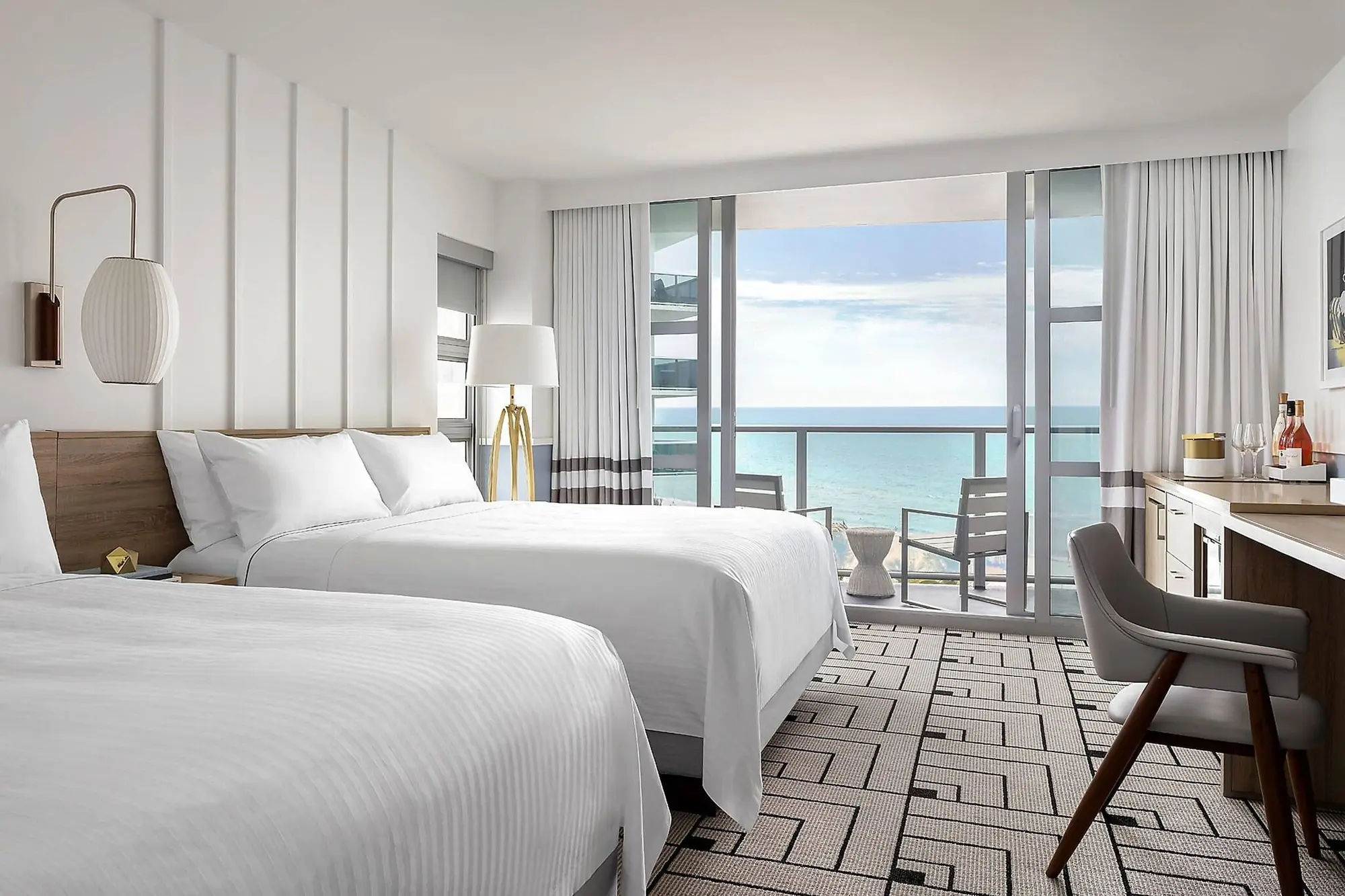 Cadillac Hotel & Beach Club, Autograph Collection, Room