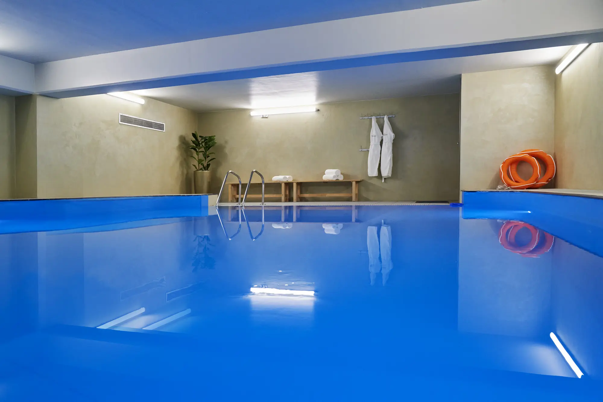 Grand Hotel Palace, Pool