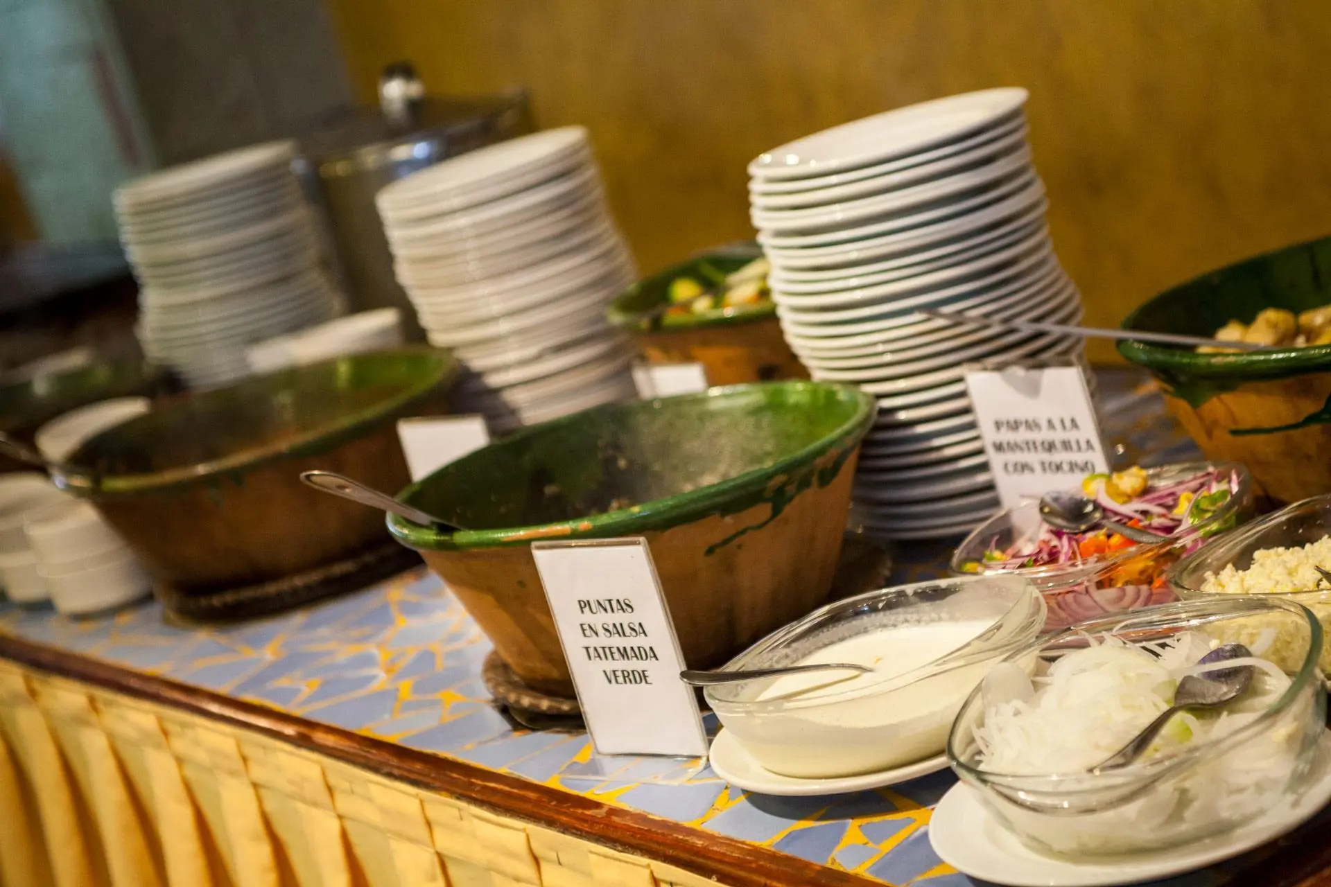 Mision de los Angeles, Restaurant