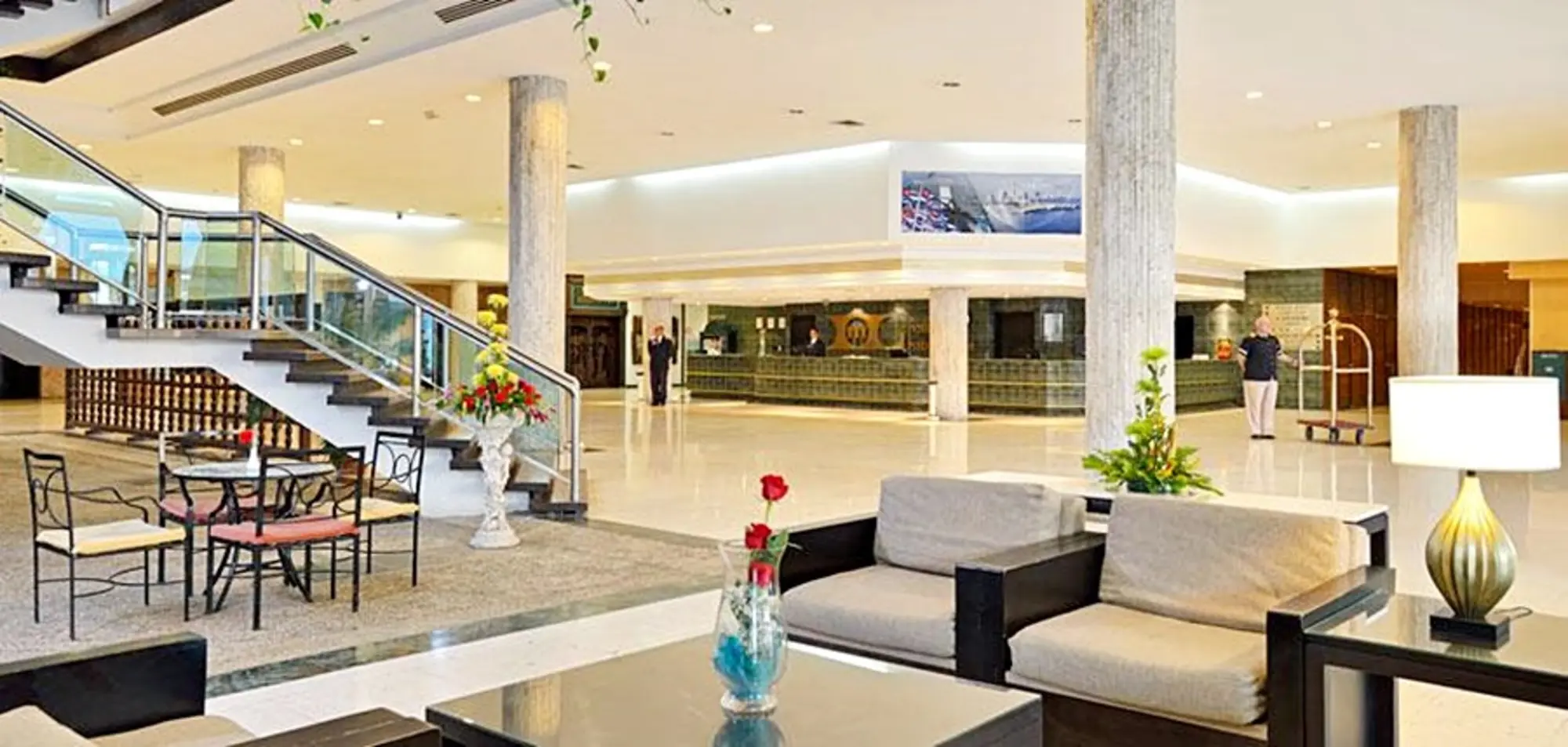 Tryp Habana Libre, Lobby
